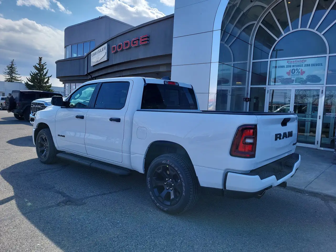 RAM 1500 снимка RAM 1500