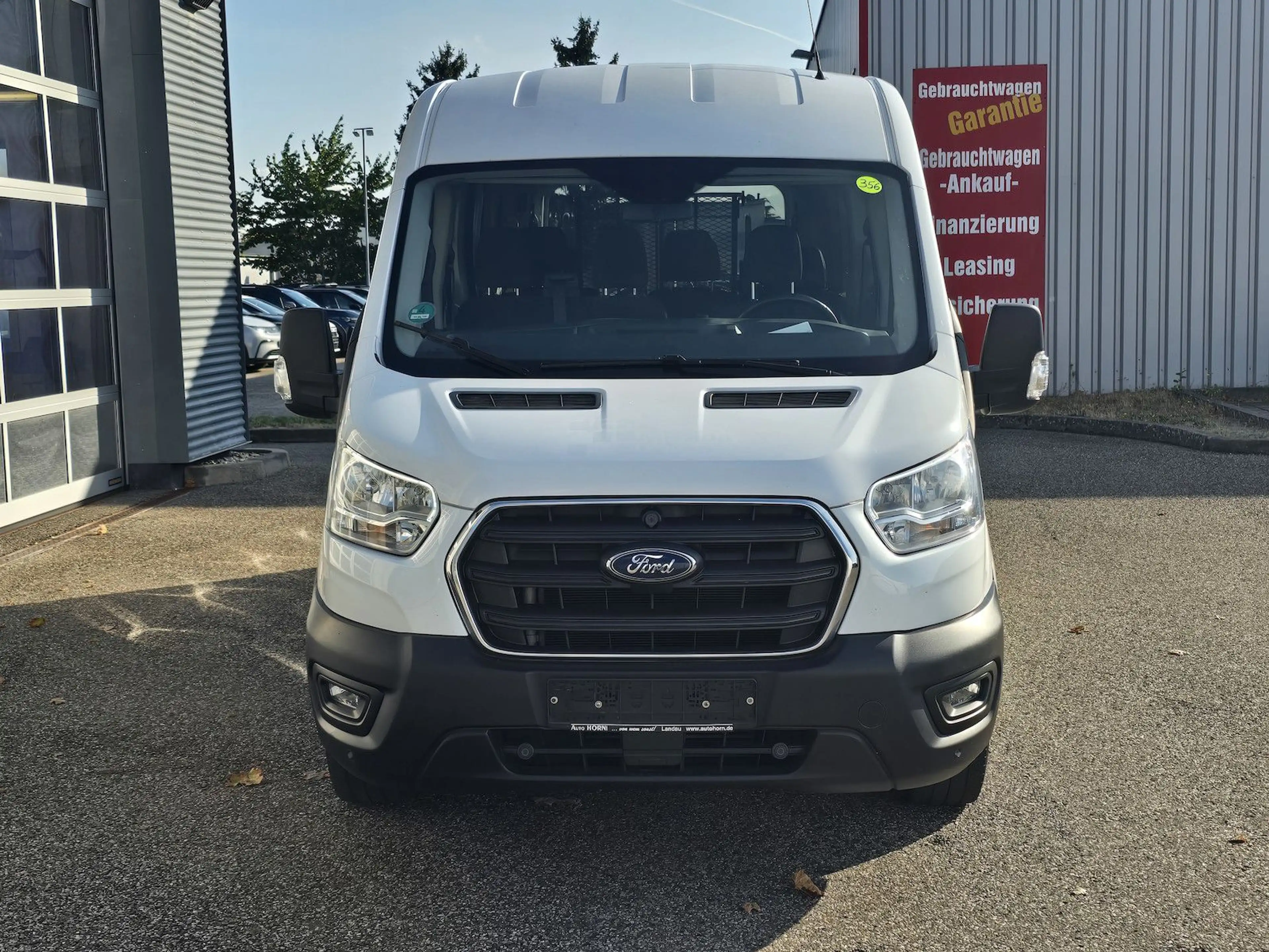 Ford Transit 350 L3 Trend 9 Sitze Klima Linearlift — photo 7