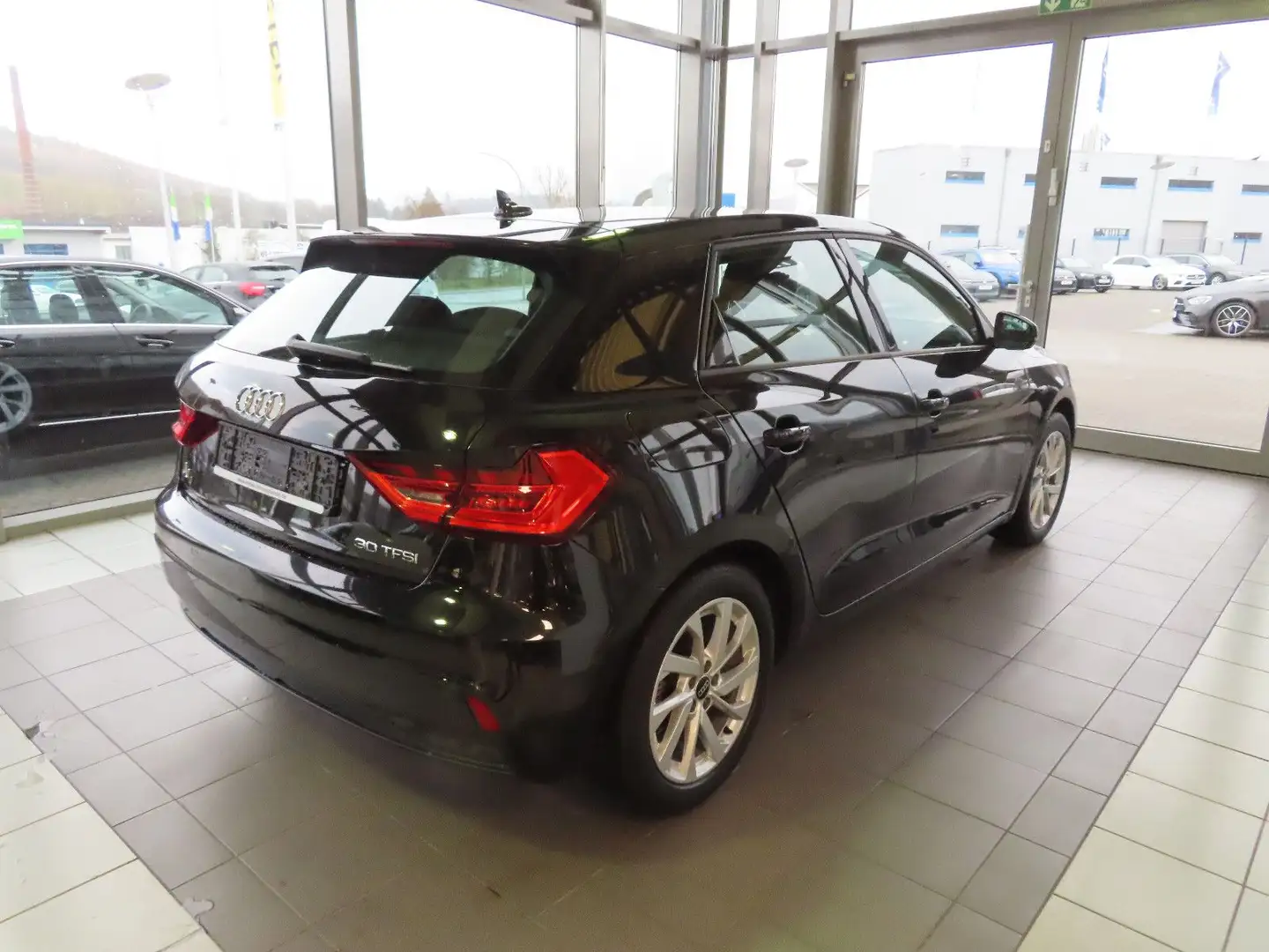 Audi A1 Sportback 30 TFSI advanced NAVI PDC SHZ Negru - 2