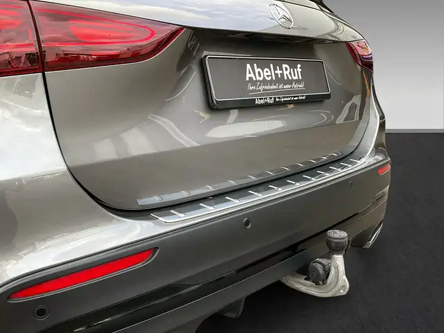 Mercedes-Benz Gla view 9