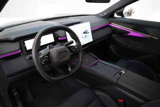 Lynk & Co 08 view 5