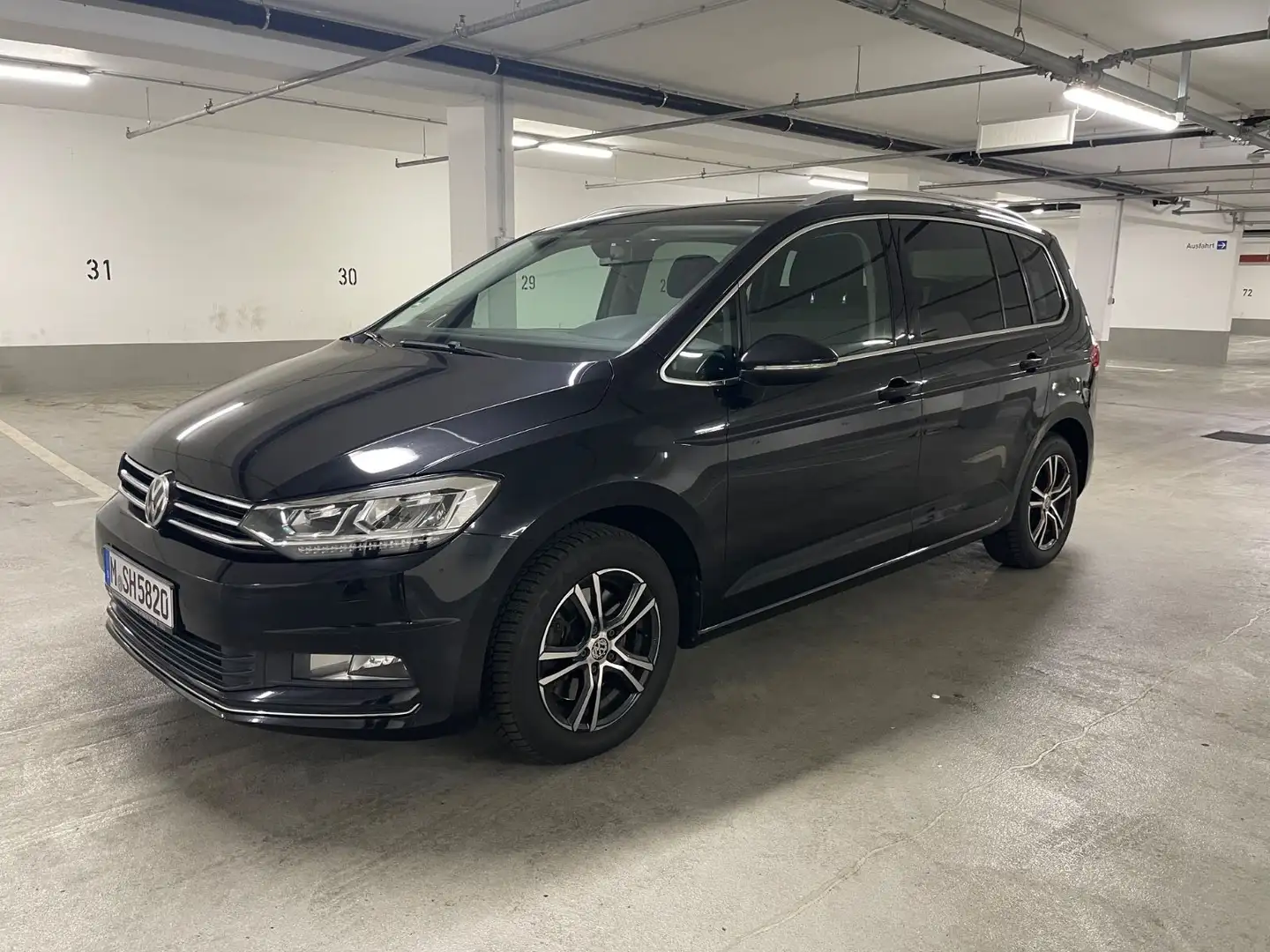 Volkswagen Touran Highline BMT/Start-Stopp Schwarz - 2