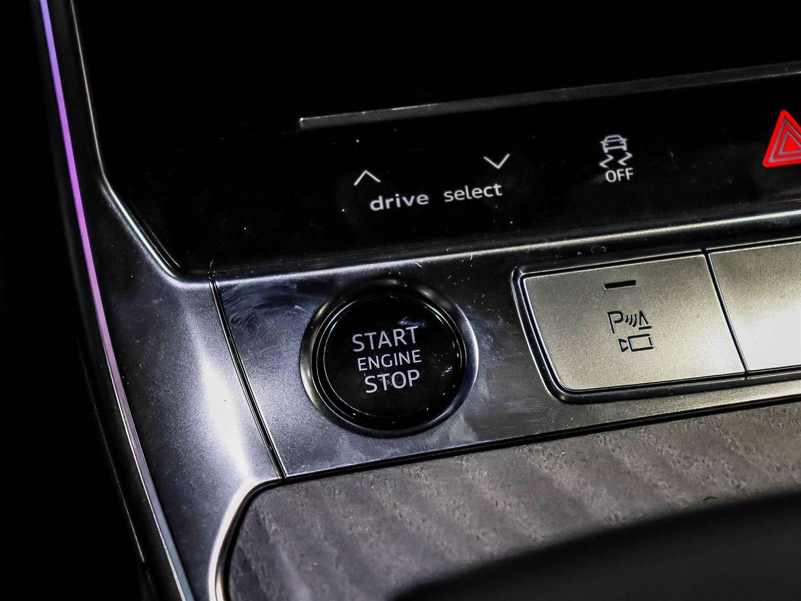 2025 Audi A6 Progressiv 55 TFSI quattro thumb 31