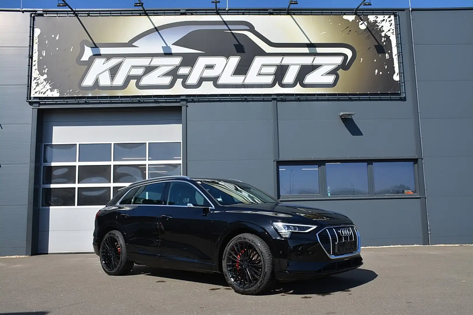 Audi e-tron 55 quattro 95kWh Business WERKSGARANTIE Noir - 1