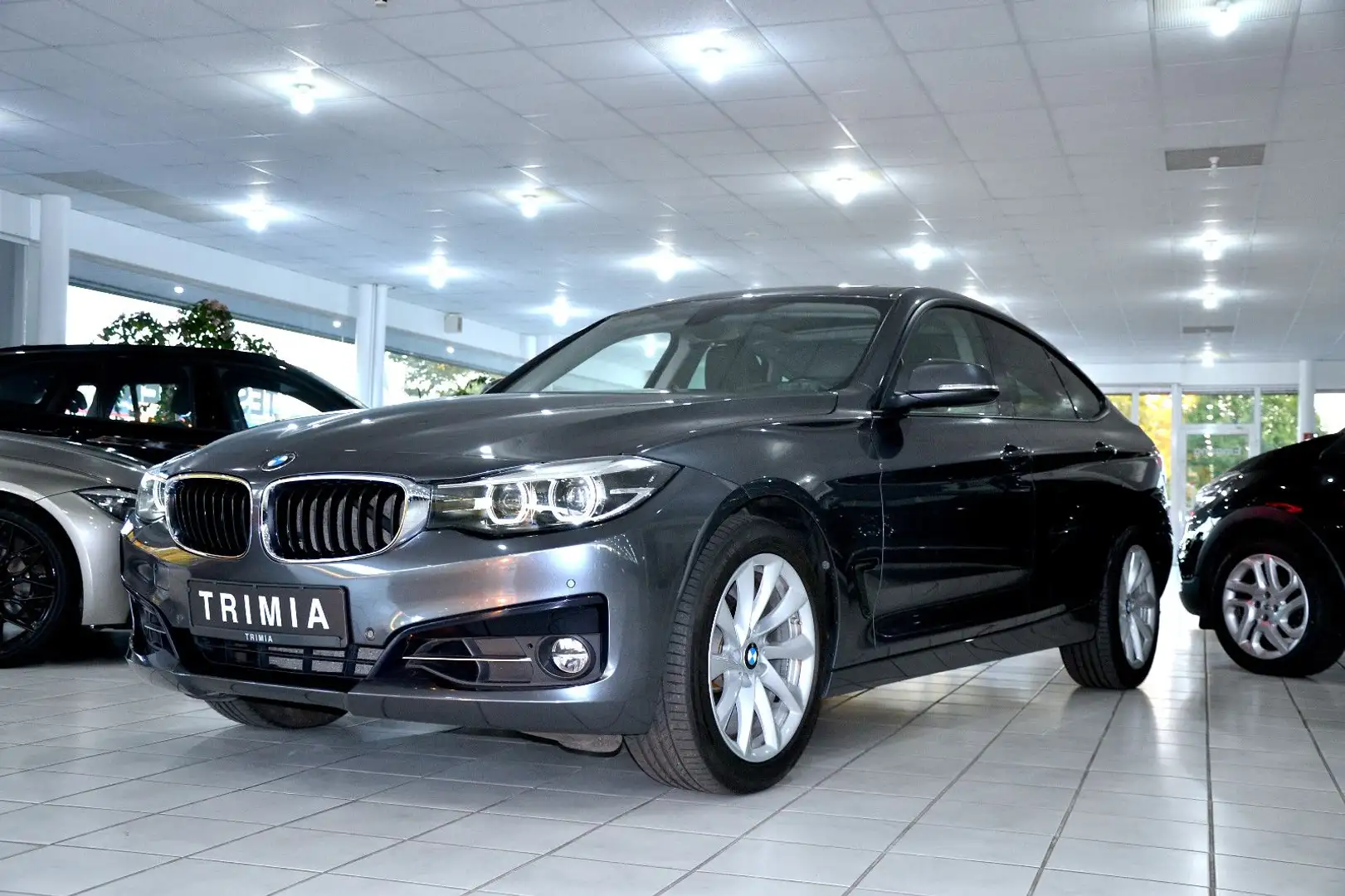 BMW 320 i Gran Turismo HuD | Panorama | LED | Kamera Grau - 2