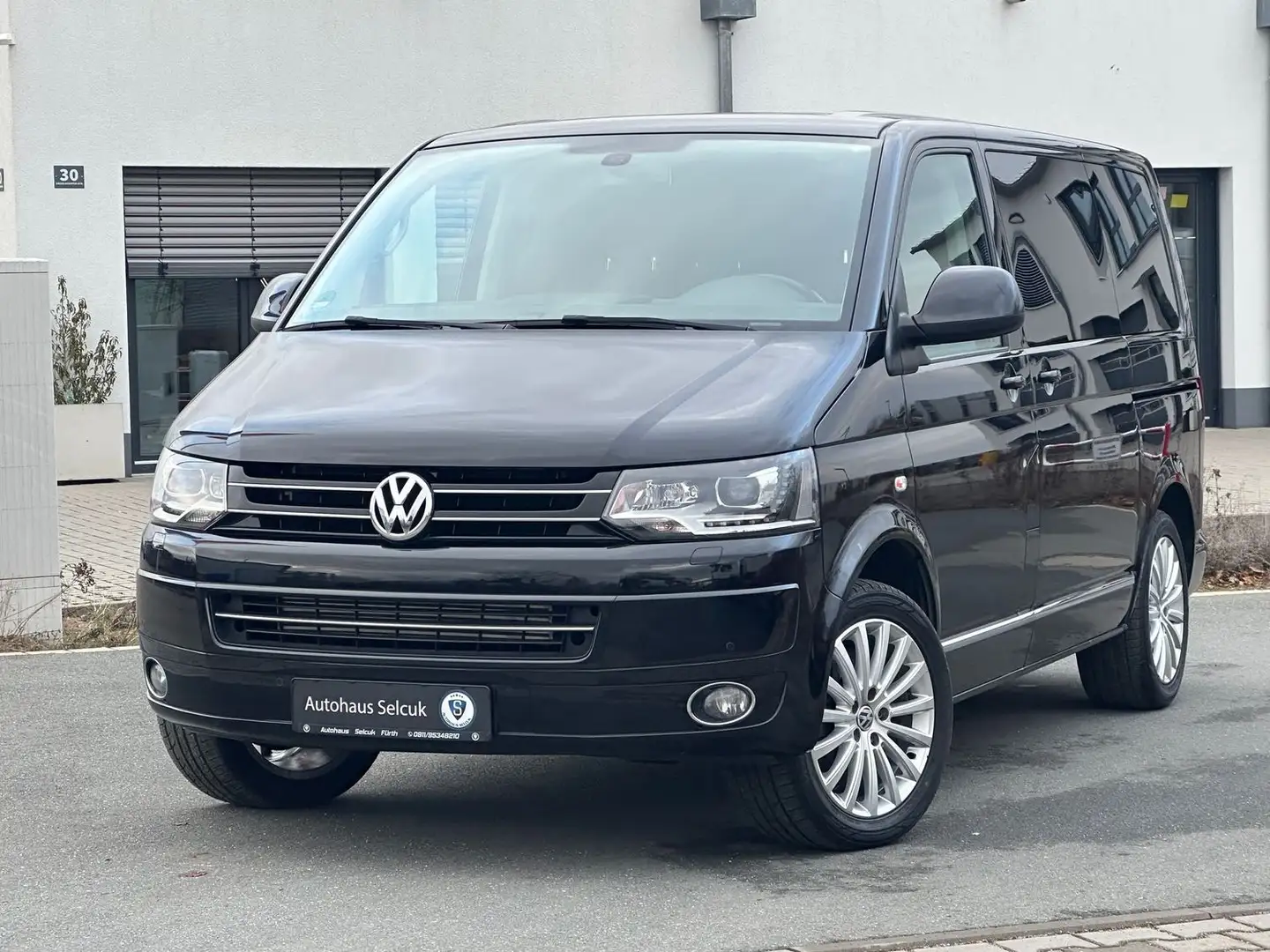 Volkswagen T5 Multivan Highline *Kamera*Leder*SHZ*PDC*NAVI* Noir - 1