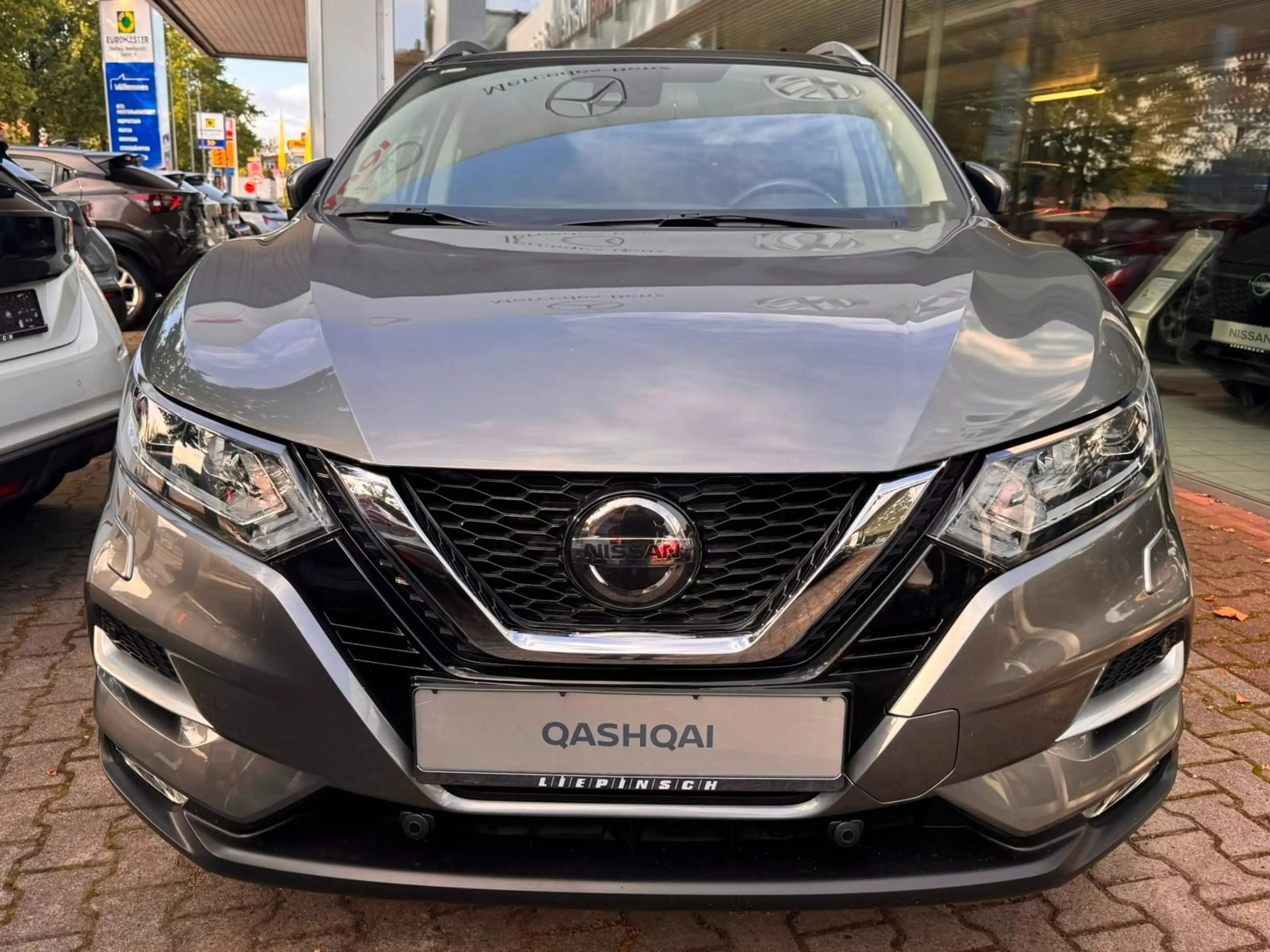 Nissan Qashqai 1.3 N-Connecta — photo 2