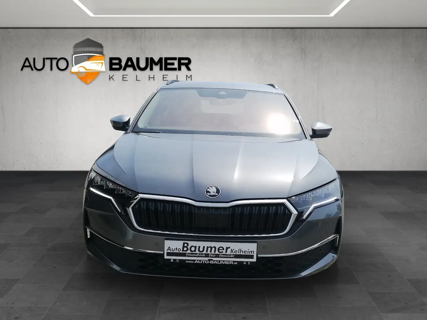 Skoda Octavia Combi 1.5 TSI Selection DSG elHK Gris - 2