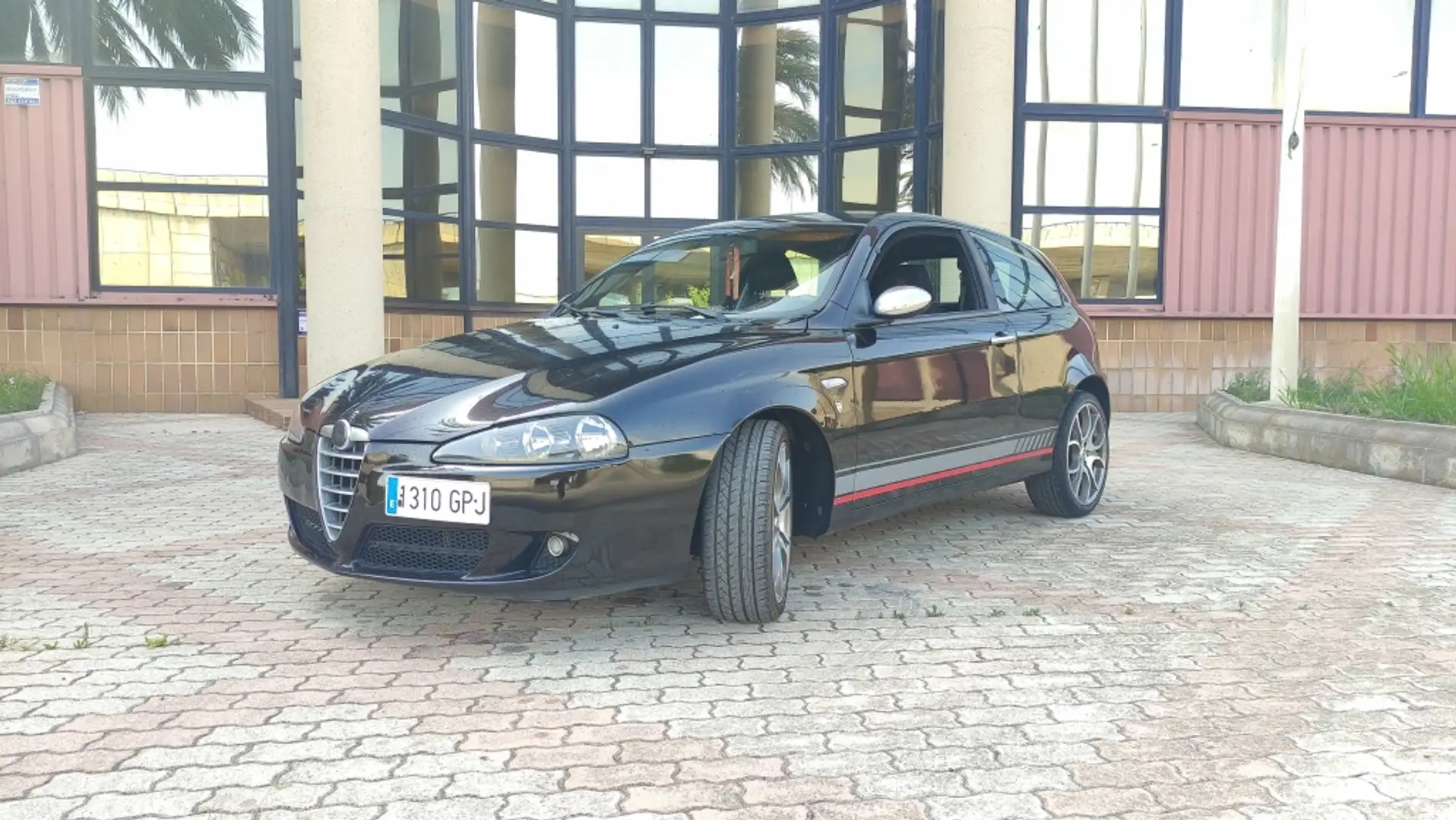 Alfa Romeo 147 Deportivo Manual de 5 Puertas Negru - 1