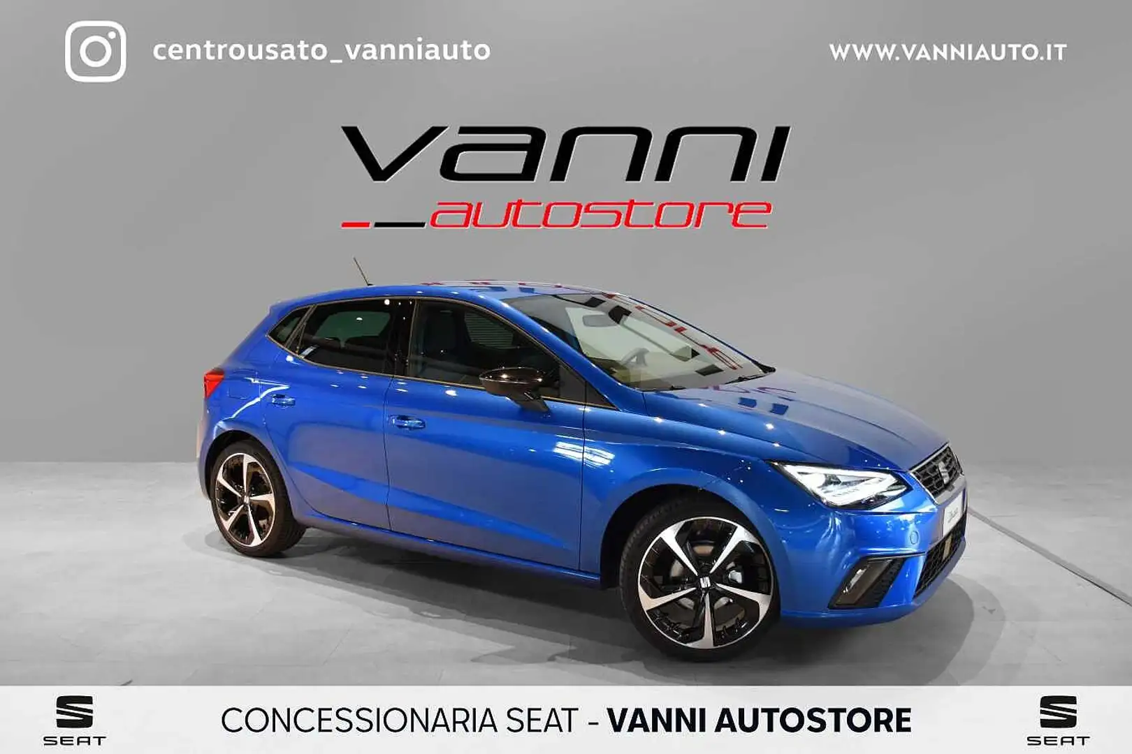 SEAT Ibiza 1.0 MPI 5 porte FR Blu/Azzurro - 1
