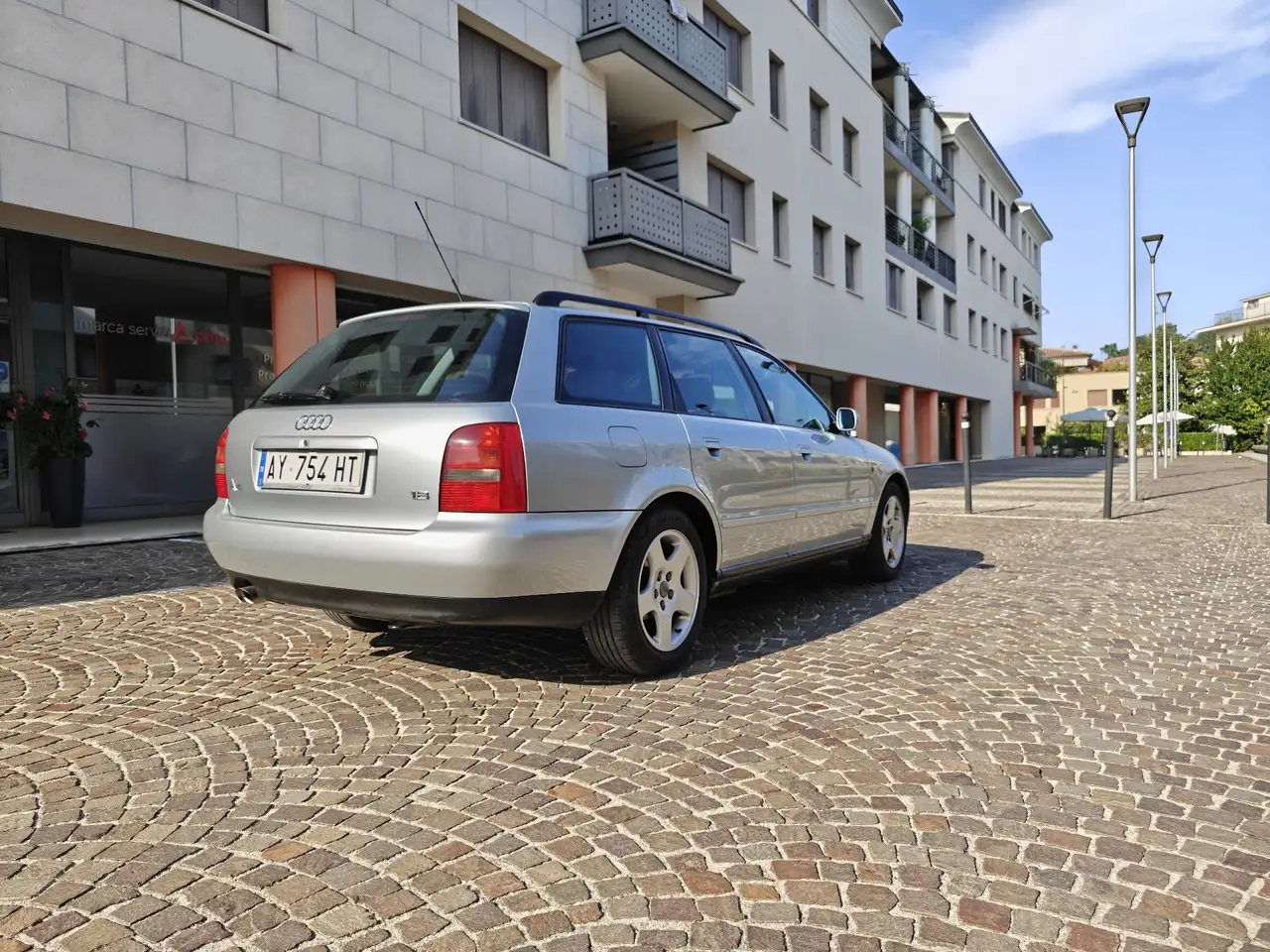 Audi A4 Avant 1.8, foto 4