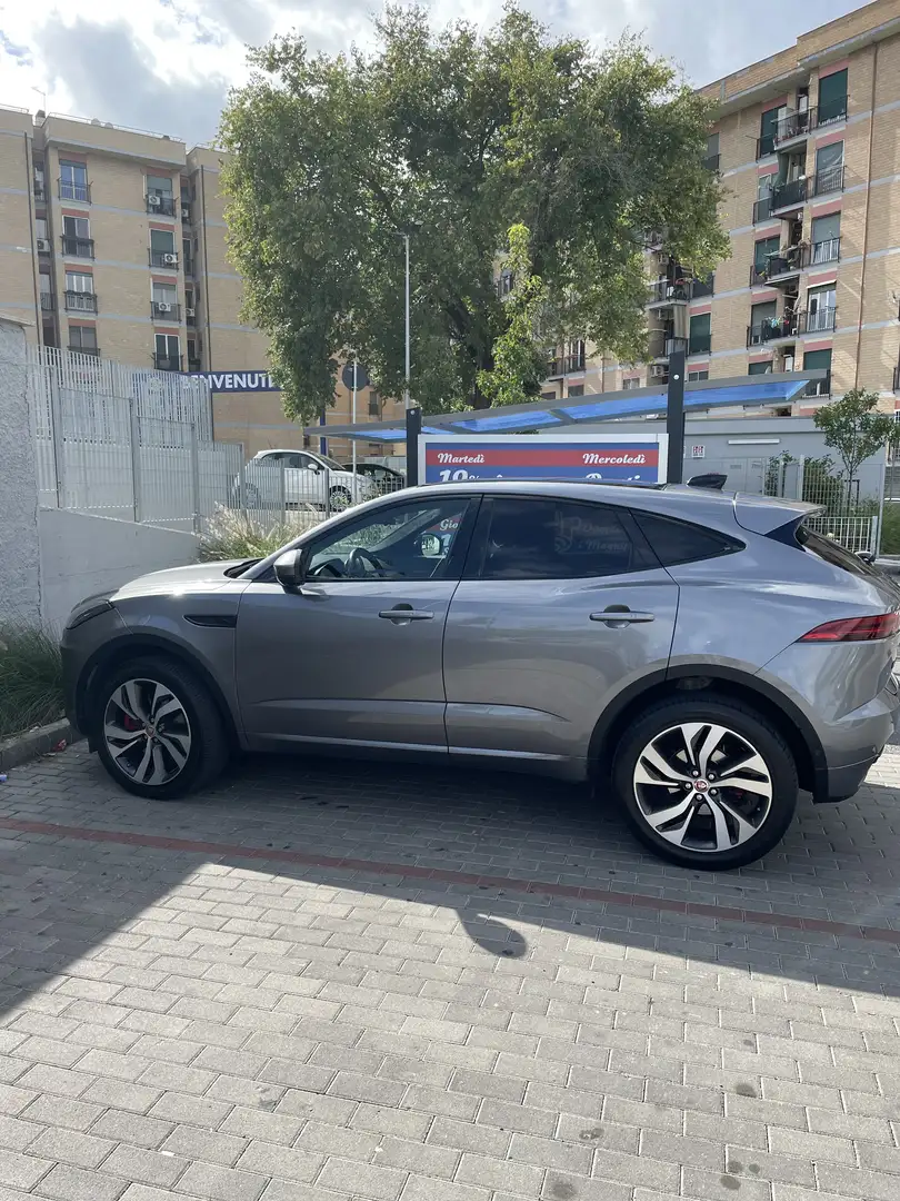 Jaguar E-Pace 2.0d i4 mhev R-Dynamic S awd 204cv auto - 2