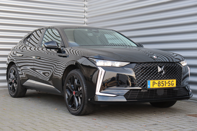 DS Automobiles DS 4 1.6 E-TENSE 225PK PERFORMANCE LINE AUTOMAAT / NAVI — photo 4