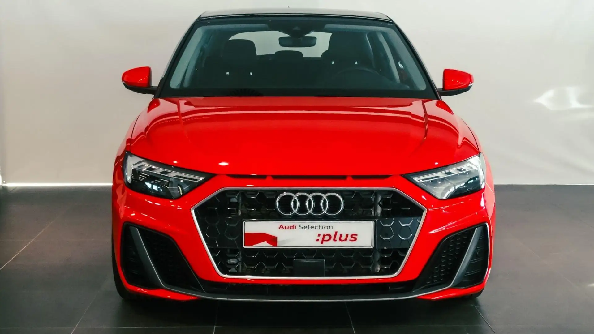 Audi A1 Sportback 30 TFSI Adrenalin Rojo - 2