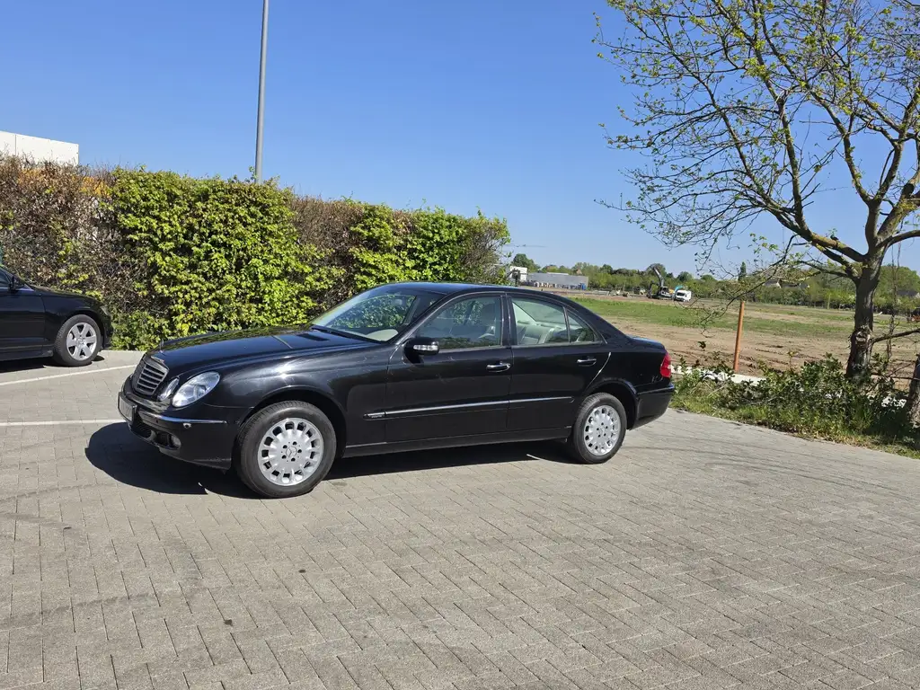 Mercedes-Benz 320 2003 из Европы — купить под ключ