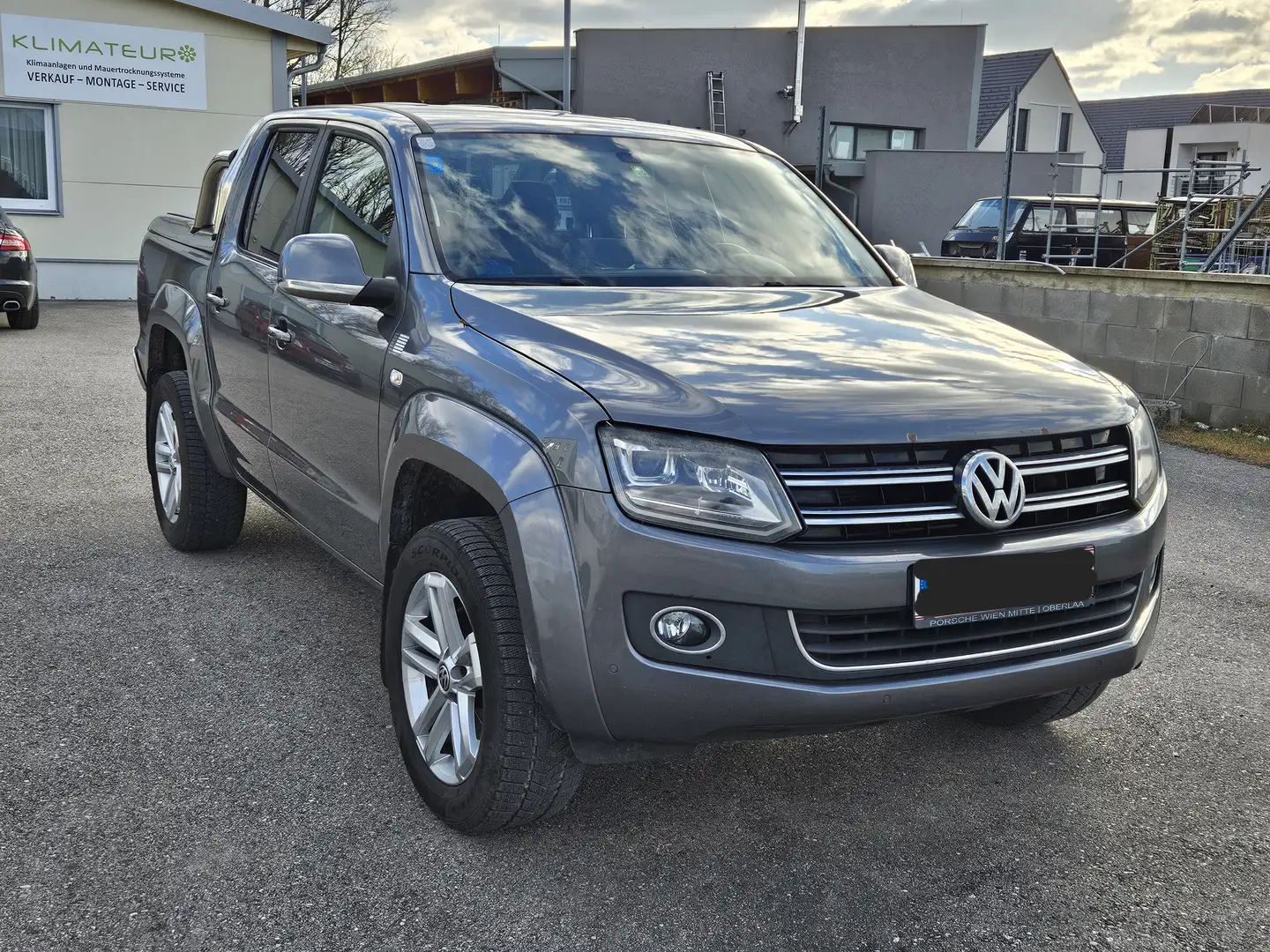 Volkswagen Amarok DC Highline TDI 4x4 permanent Grau - 2