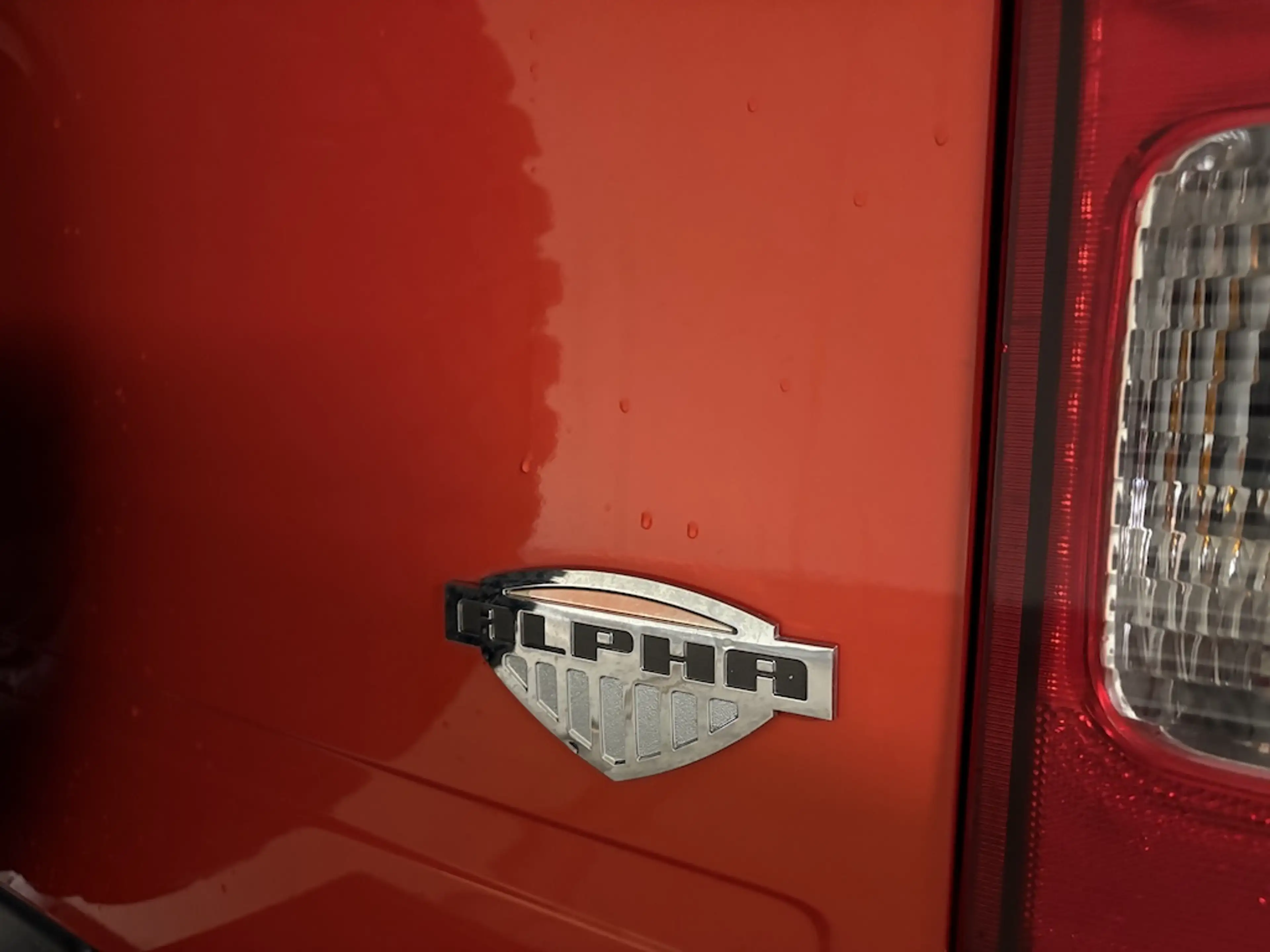 HUMMER H3 Alpa 5.3 V8 *orig. 47´km* Scheckh.**Panodach — photo 15