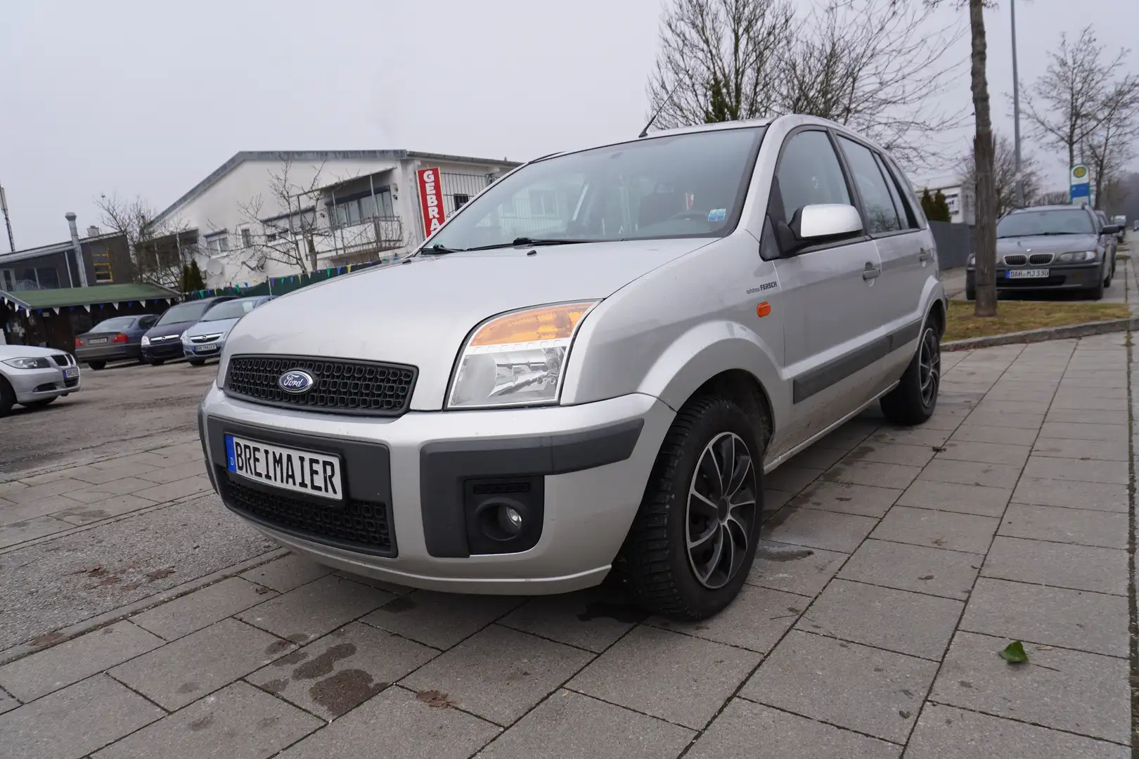Ford Fusion STYLE*TÜV+SERVICE NEU*8-FACH BEREIFT*KLIMA* Silber - 1