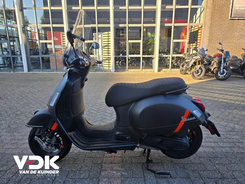 Vespa GTS 300 - foto 3