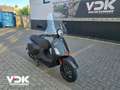 Vespa GTS 300 Zwart - thumbnail 2