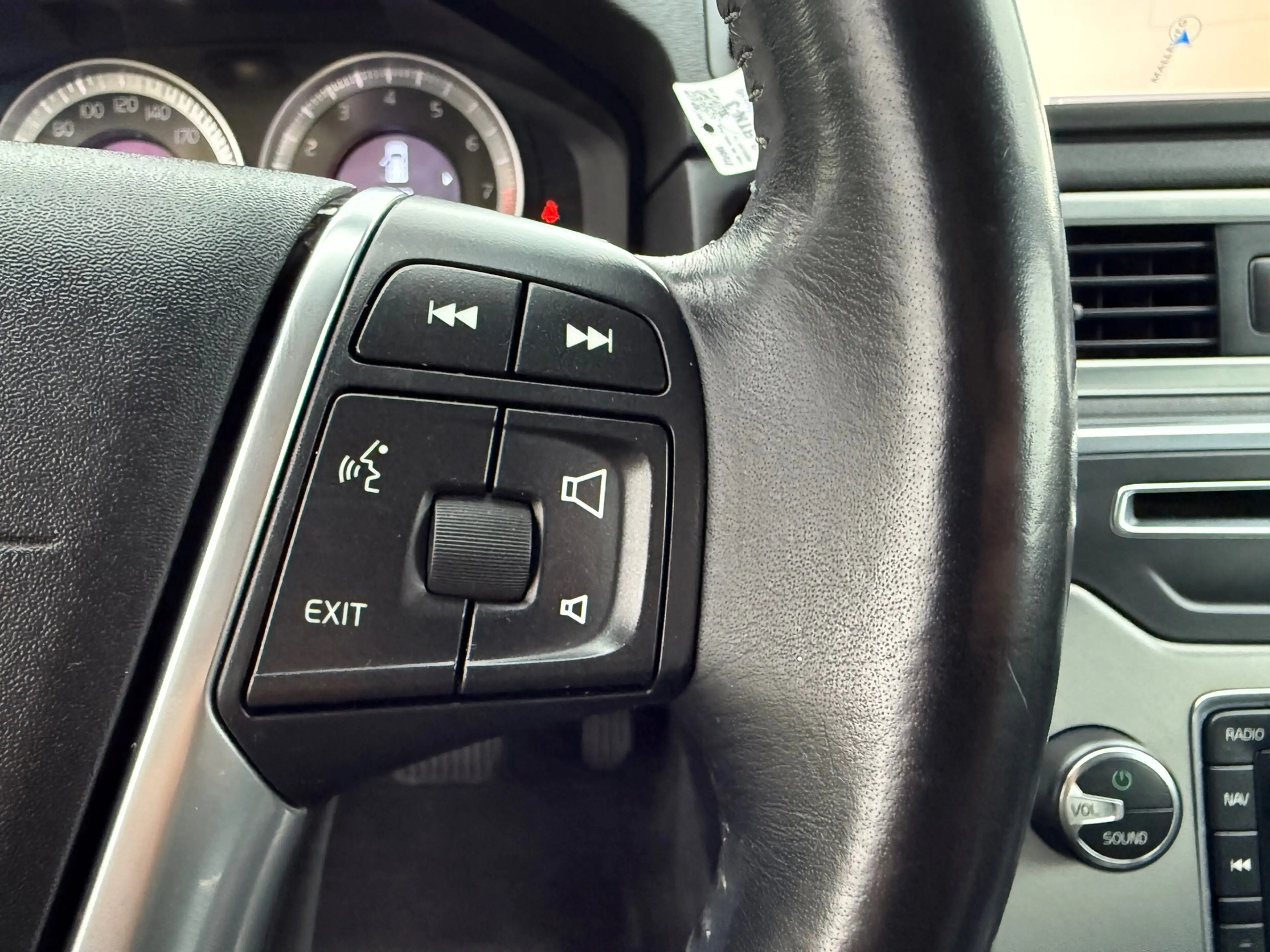 Volvo V70 1.6 T4 Limited Edition Automaat / Leder / Navi / 1 — photo 29