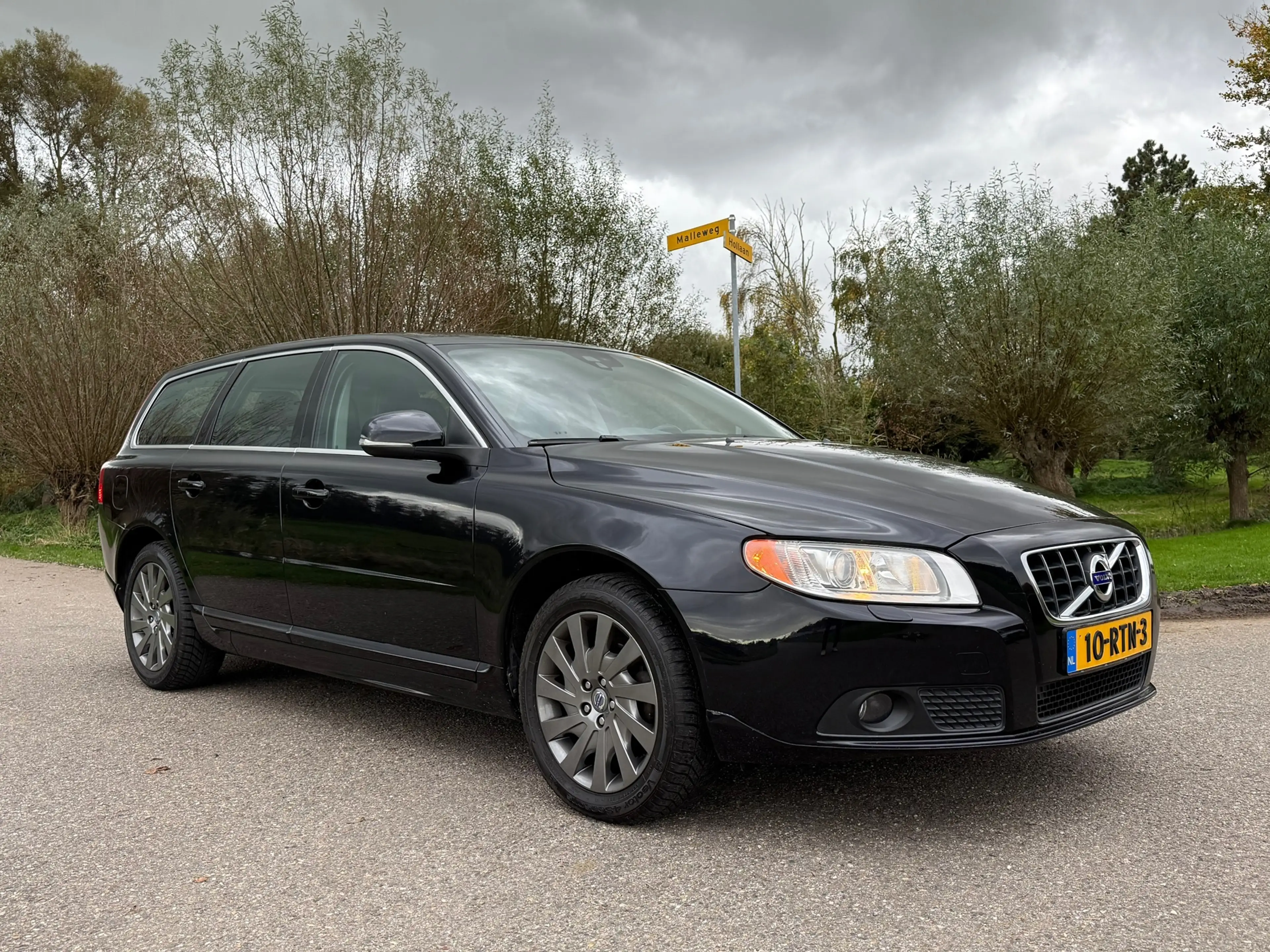 Volvo V70 1.6 T4 Limited Edition Automaat / Leder / Navi / 1 — photo 11