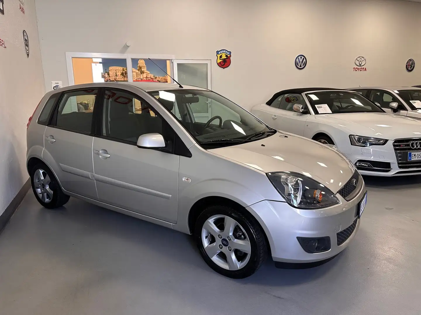 Ford Fiesta Fiesta V 2006 5p 1.2 Titanium Argento - 2