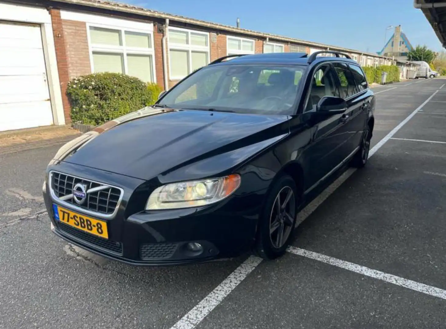 Volvo V70 1.6 T4 Lim. Edition Zwart - 2