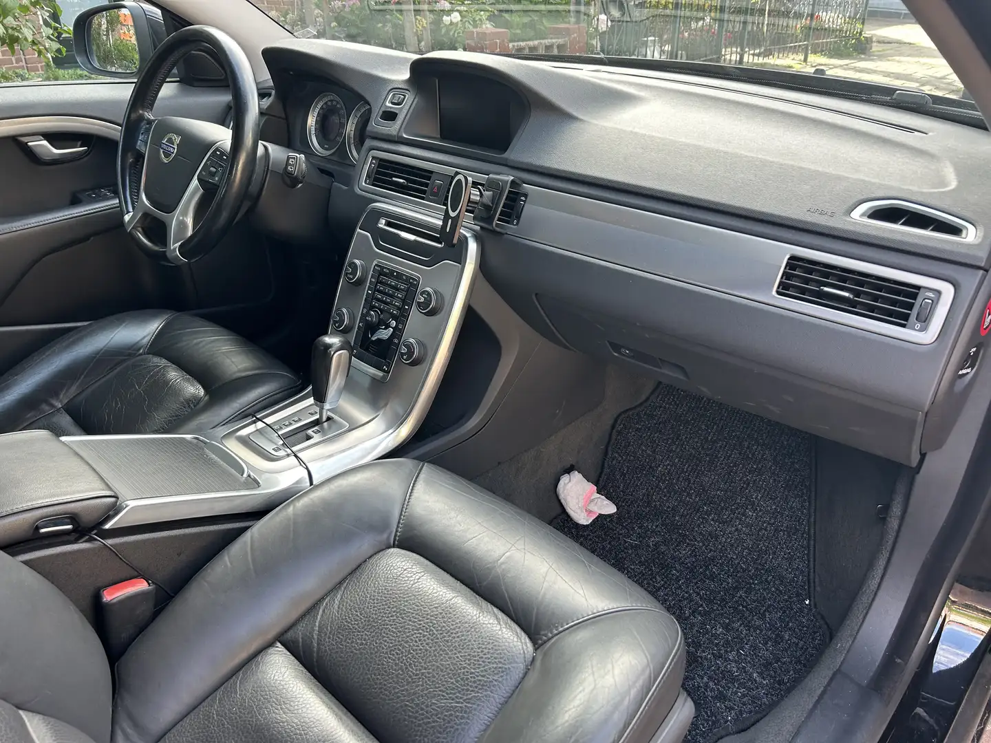 Volvo V70 1.6 T4 Lim. Edition Negro - 1