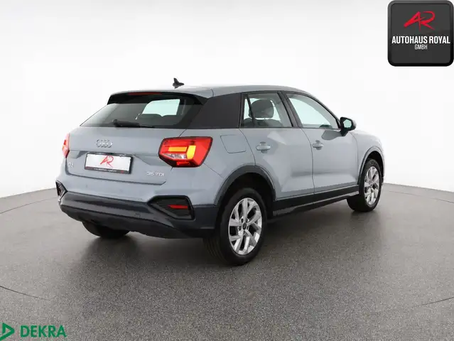 Audi Q2 view 5