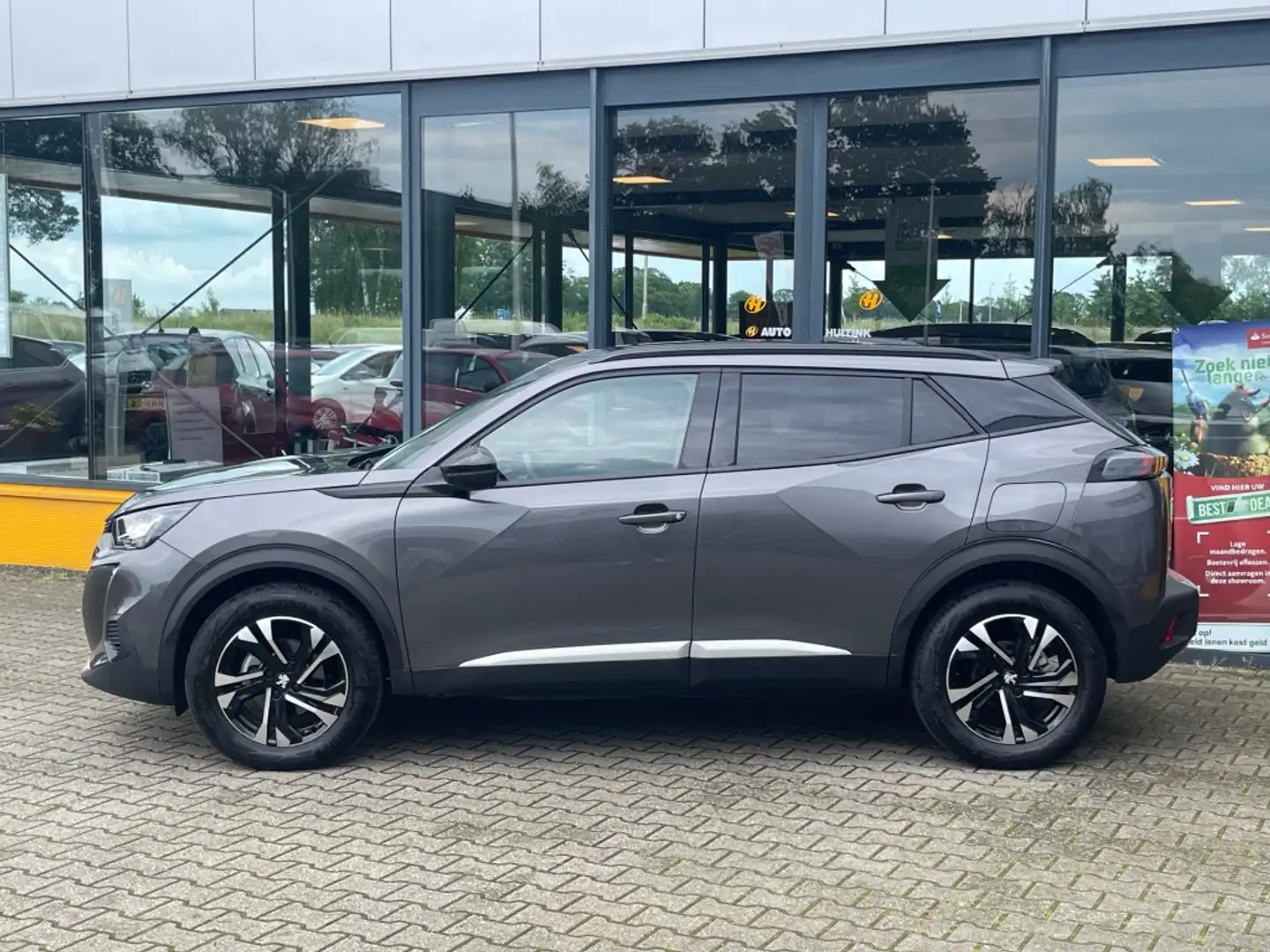 Peugeot 2008 1.2 Pure Tech Allure 130pk - LED - Navi Gris - 2