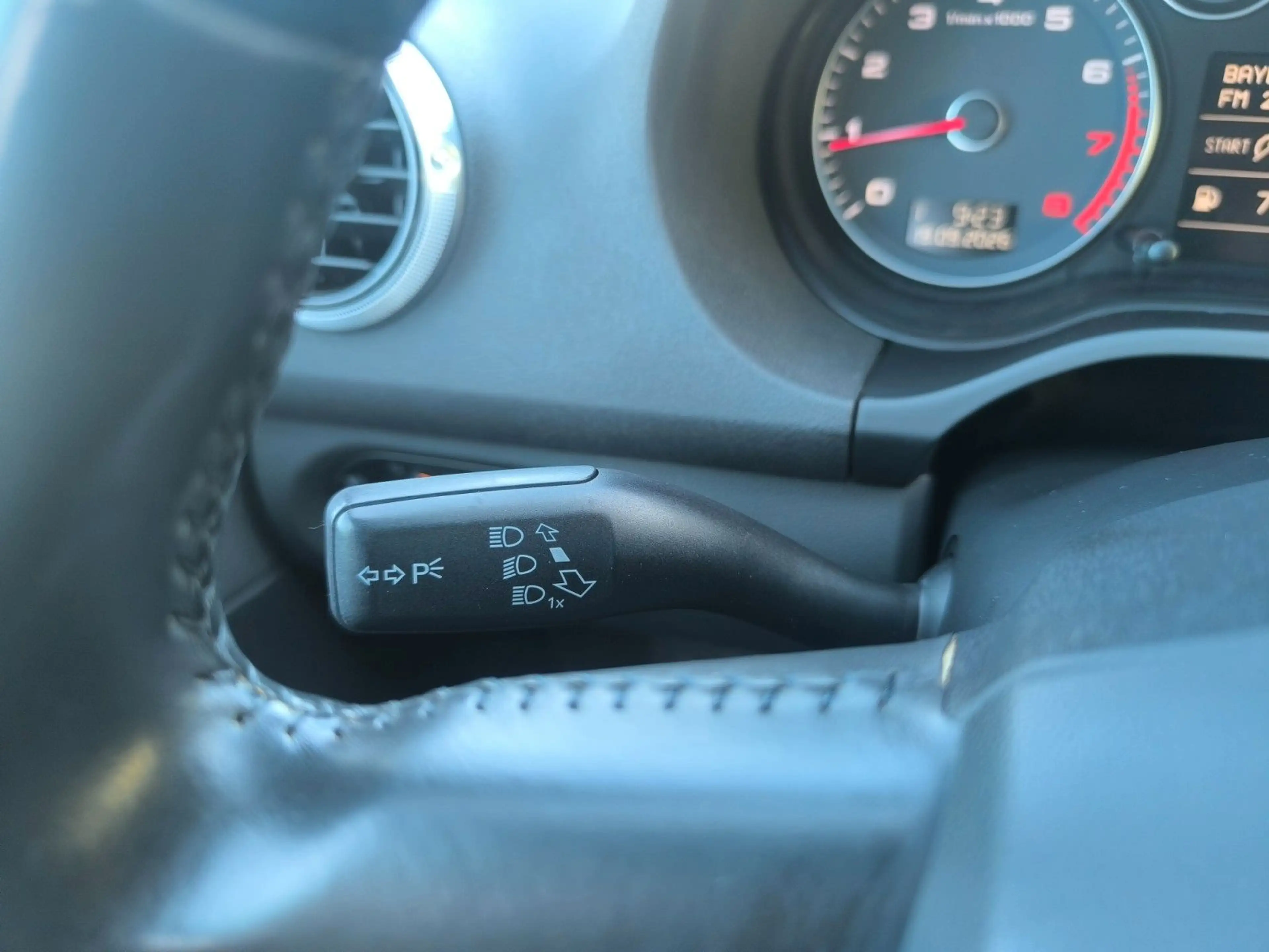 Audi A3 SB Attraction Sthz°Klima°Temp.°Bi-Xenon°El.Fe — photo 11