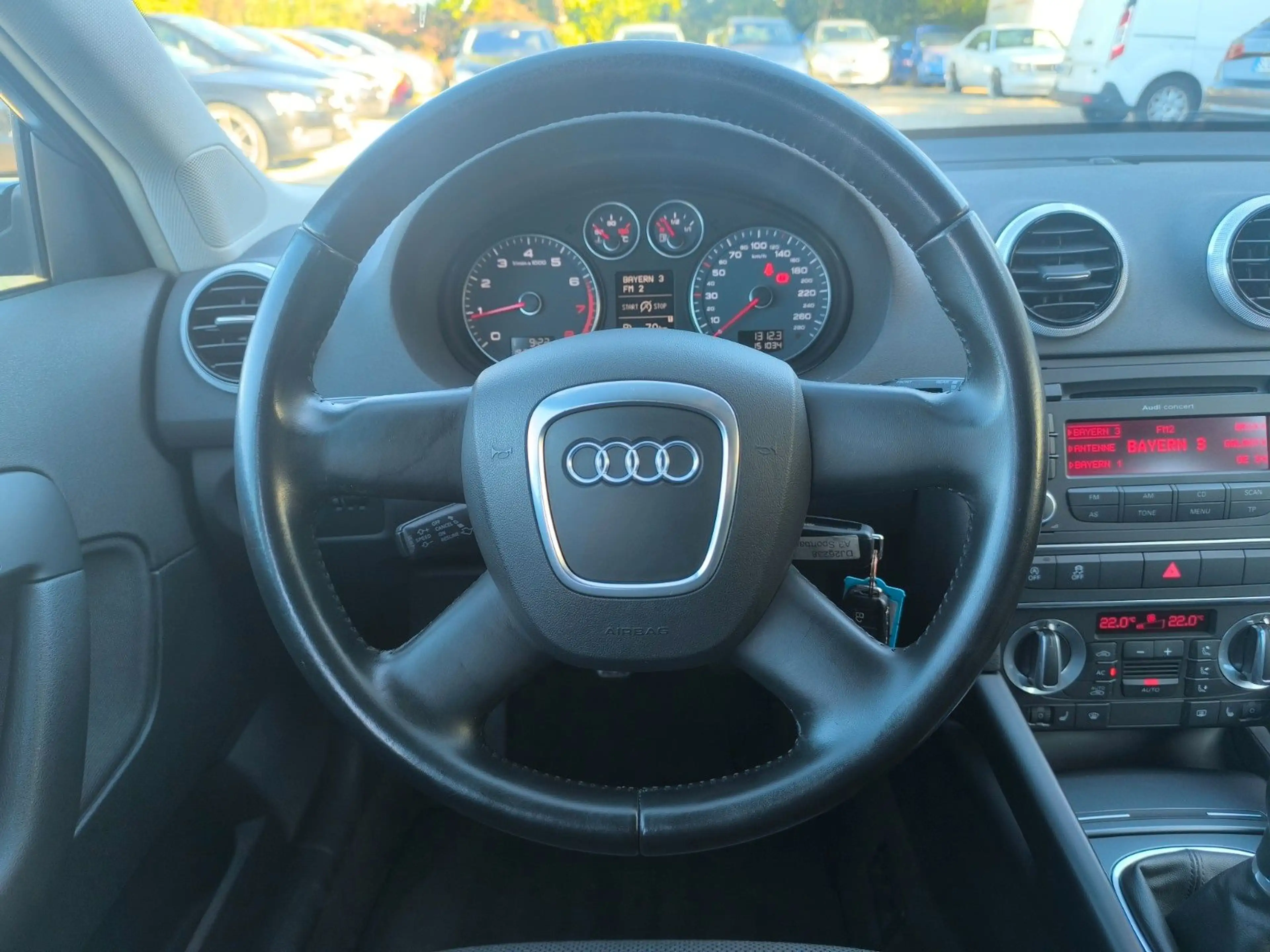 Audi A3 SB Attraction Sthz°Klima°Temp.°Bi-Xenon°El.Fe — photo 9