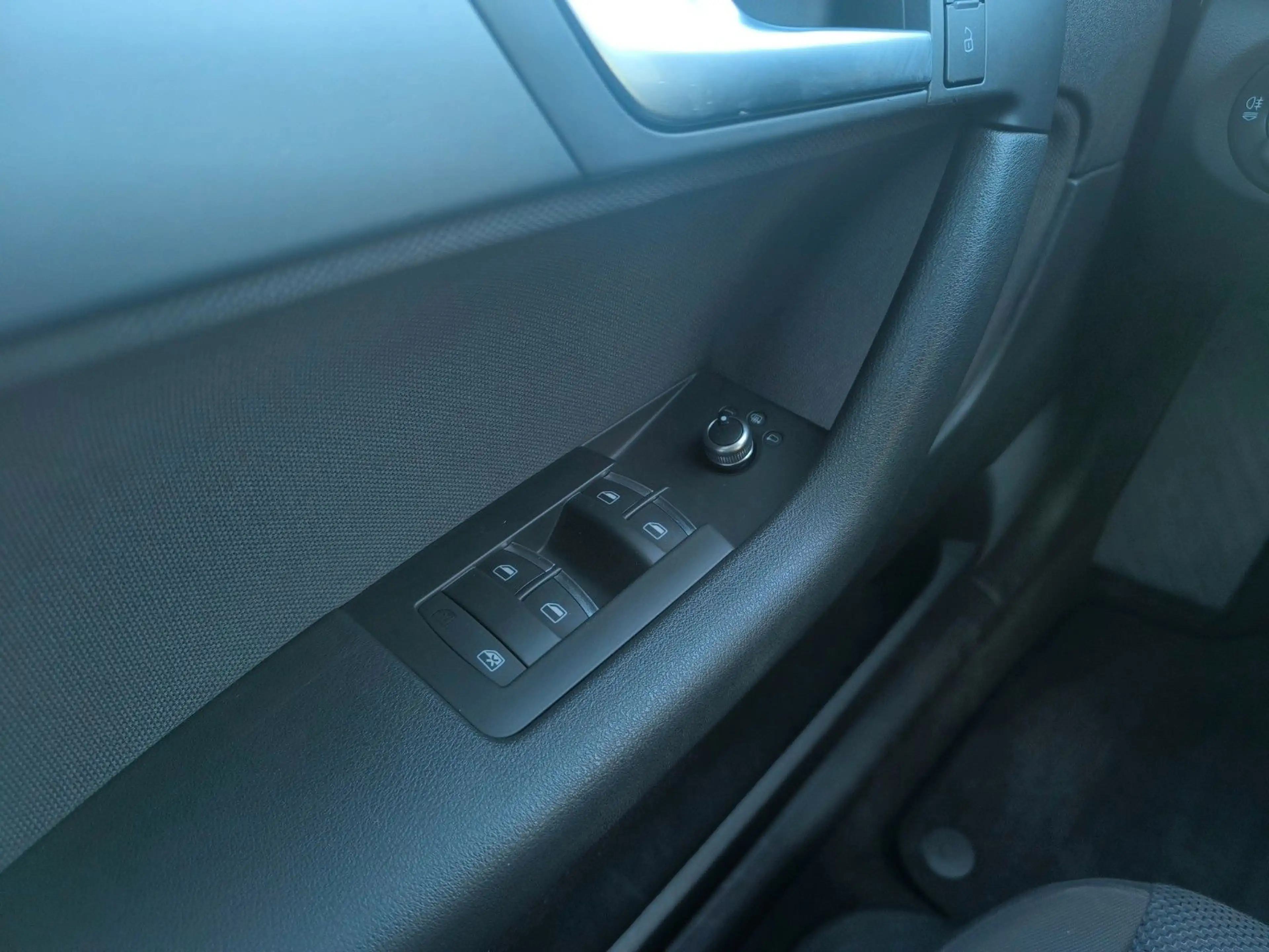 Audi A3 SB Attraction Sthz°Klima°Temp.°Bi-Xenon°El.Fe — photo 14