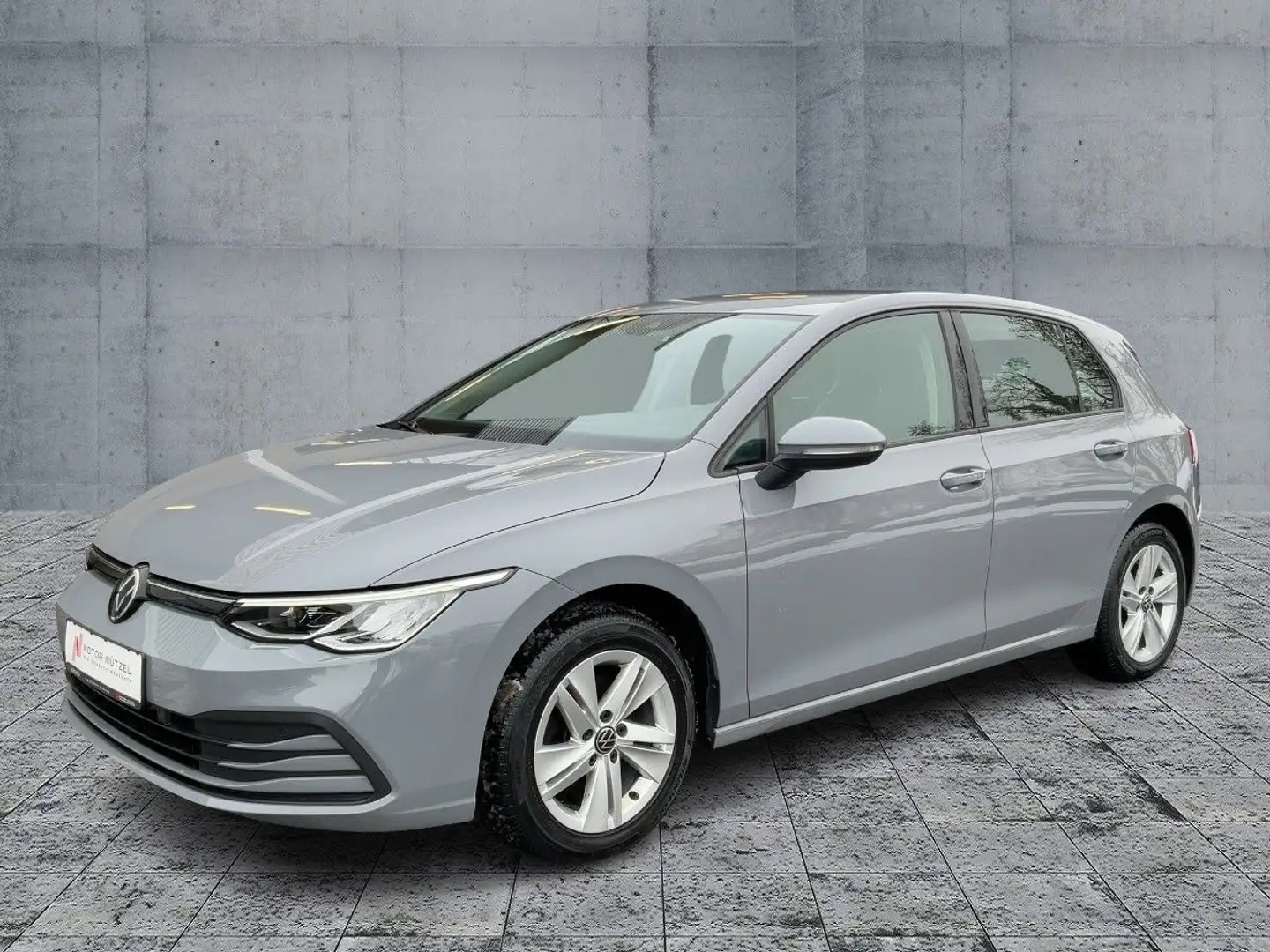 Volkswagen Golf VII 1.0 TSI LIFE LED+NAV+ACC+SHZ+RFK+DAB+VC Grau - 2