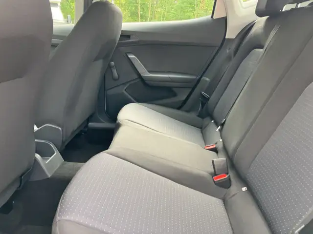 SEAT Ibiza view 11