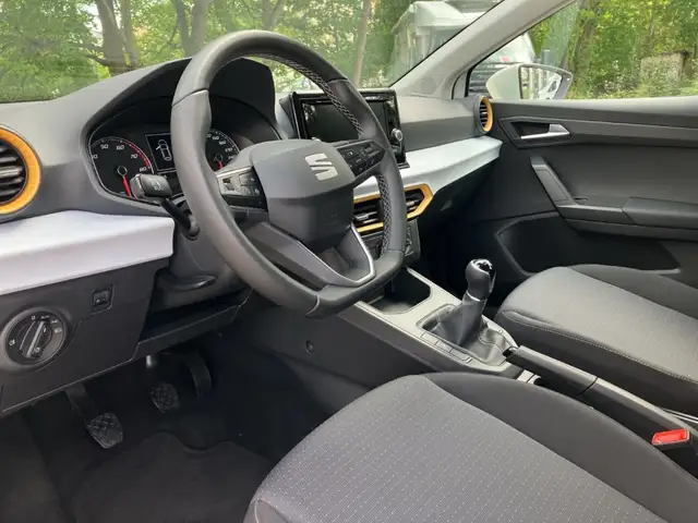 SEAT Ibiza view 10