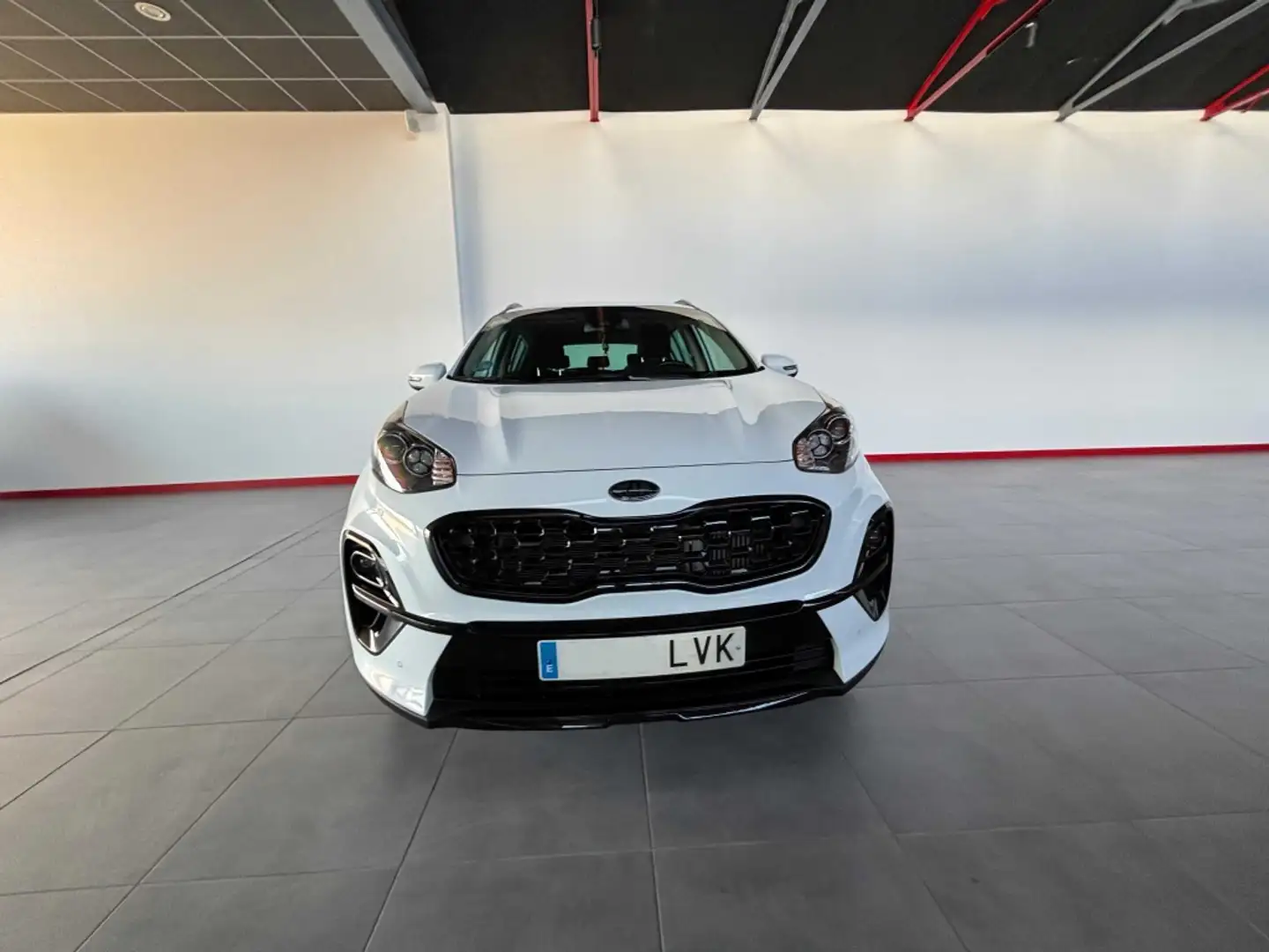 Kia Sportage 1.6 MHEV Black Edition 4x2 136 Blanco - 2