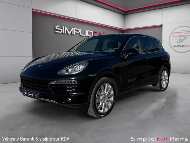 Porsche Cayenne view 3