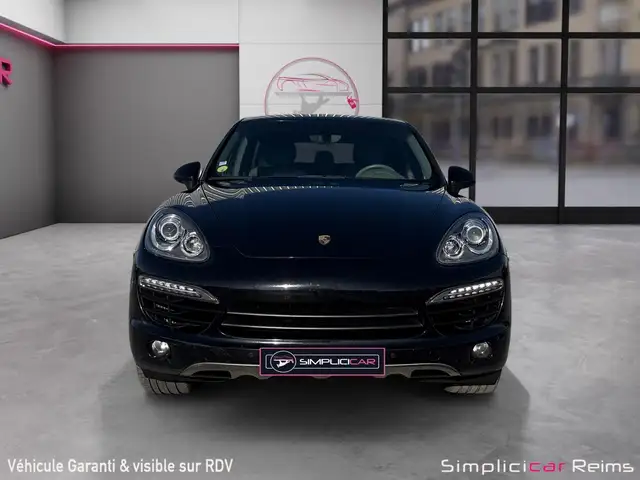 Porsche Cayenne view 2