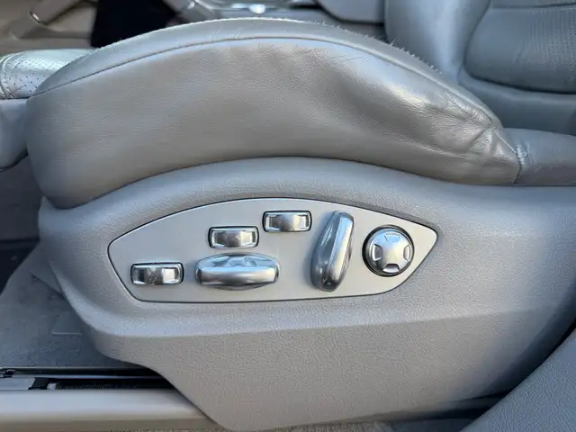 Porsche Cayenne view 26