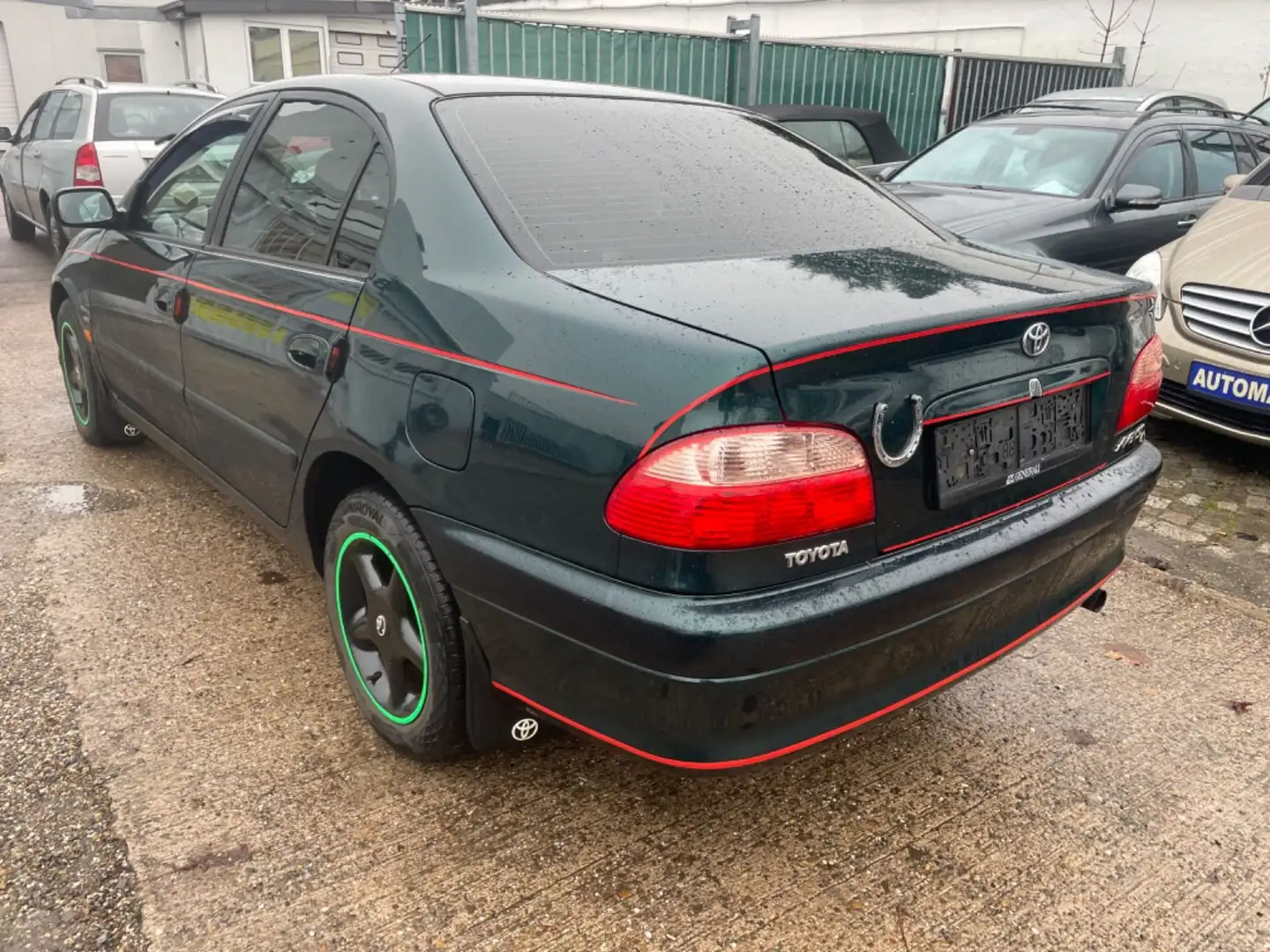 Toyota Avensis 1.8 Style KLIMA ALU ALLWETTERREIFEN ! Grün - 2