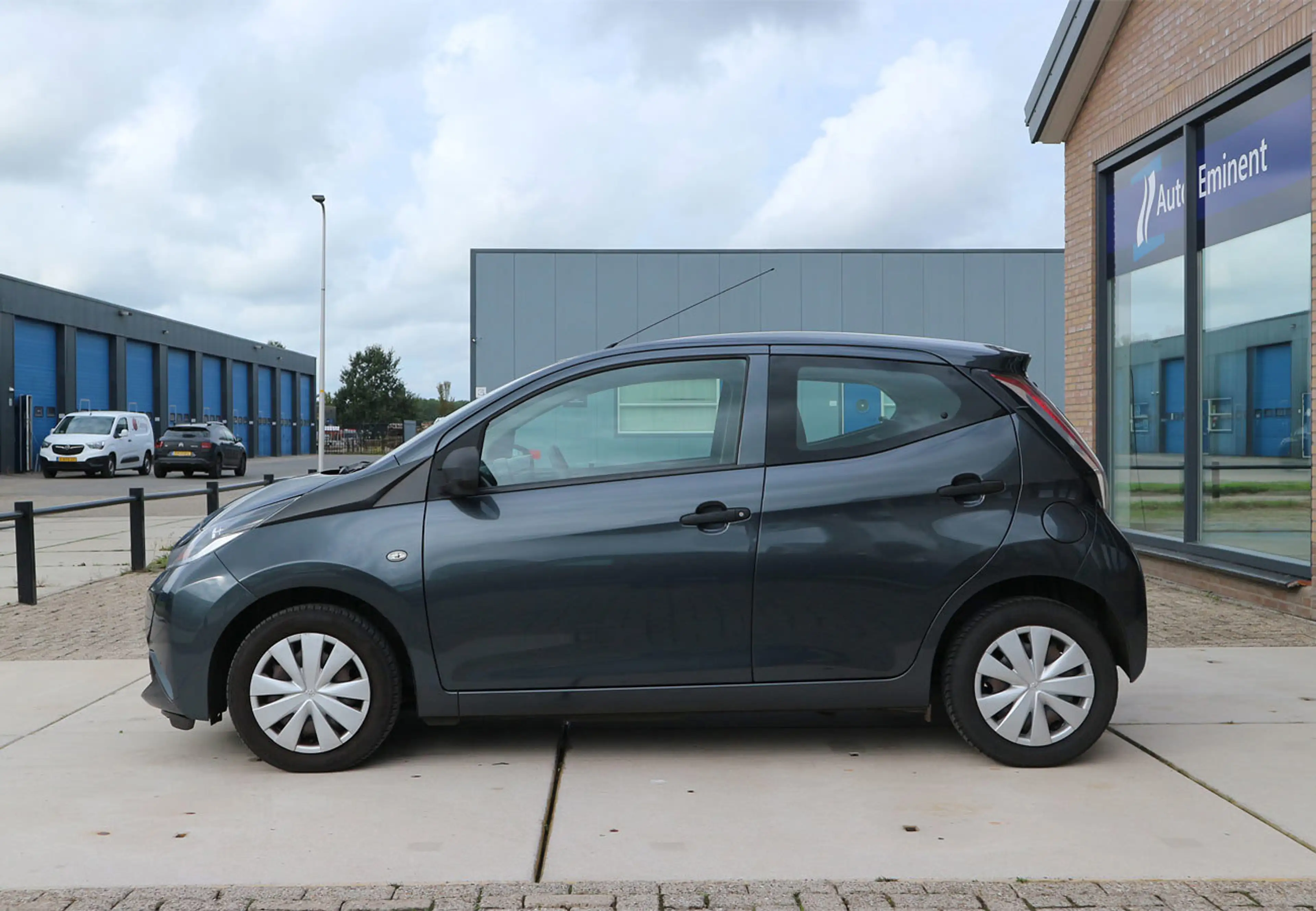Toyota Aygo 1.0 VVT-i 5-deurs Airco Nieuwe APK — photo 12