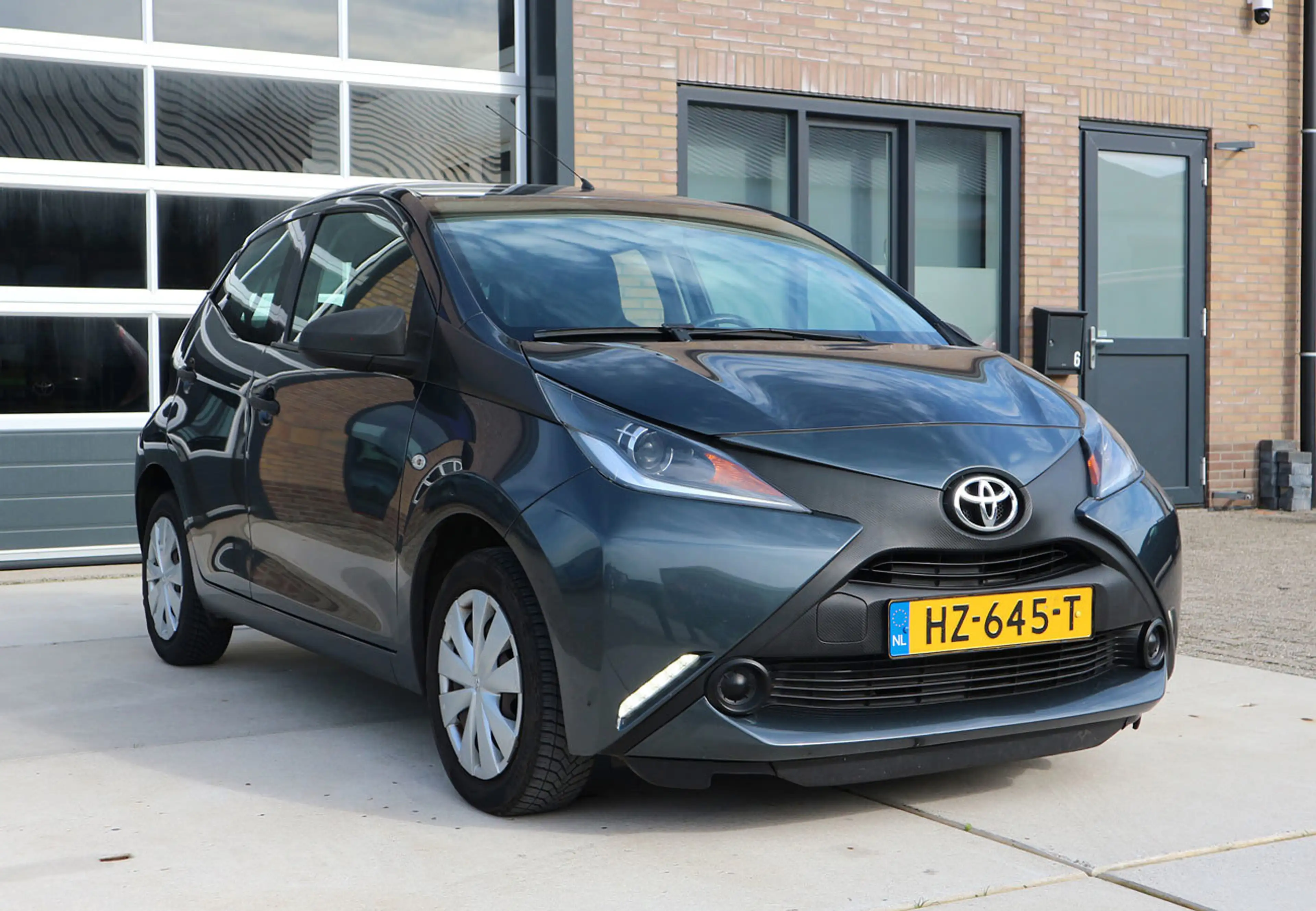 Toyota Aygo 1.0 VVT-i 5-deurs Airco Nieuwe APK — photo 4