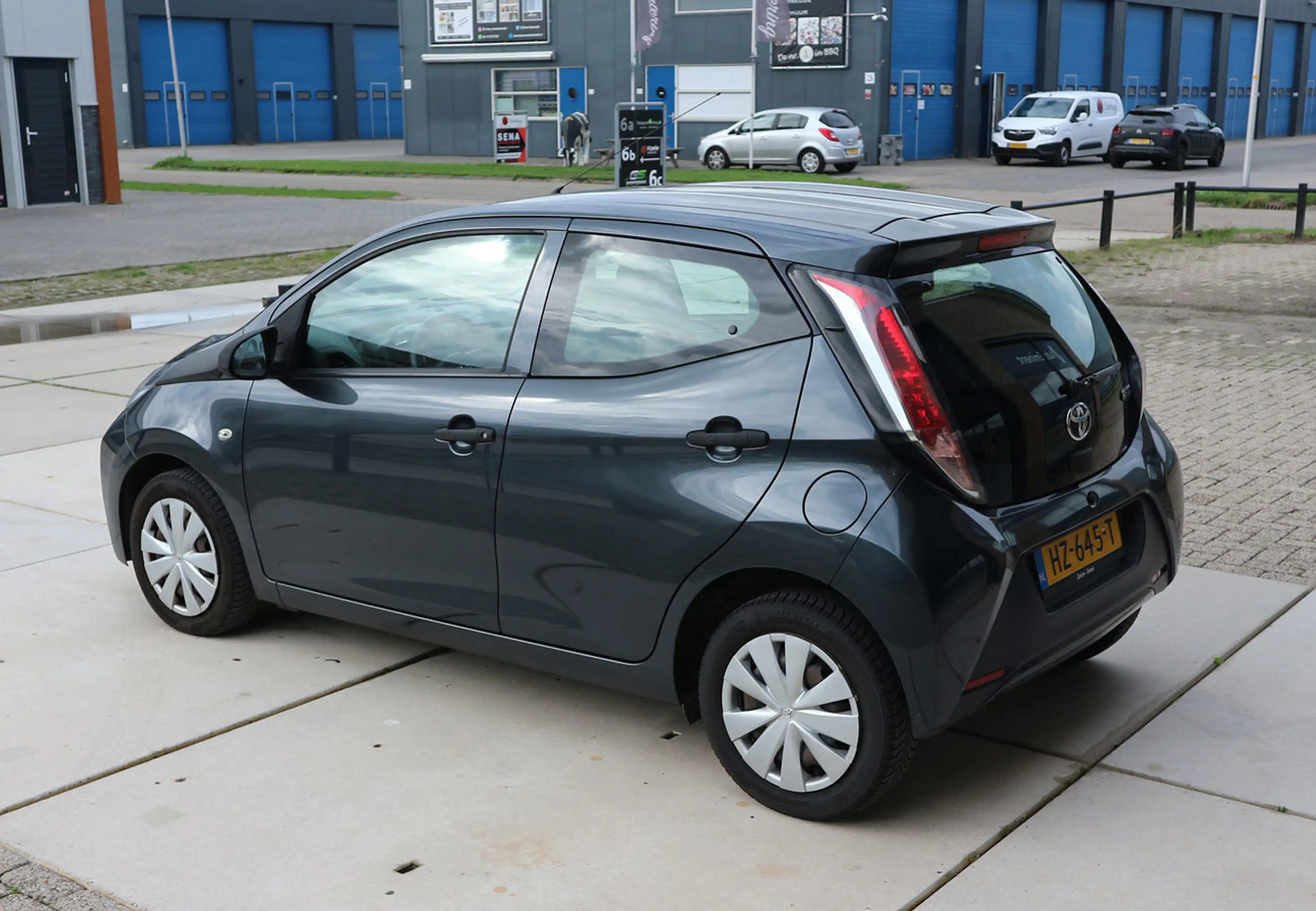Toyota Aygo 1.0 VVT-i 5-deurs Airco Nieuwe APK — photo 10