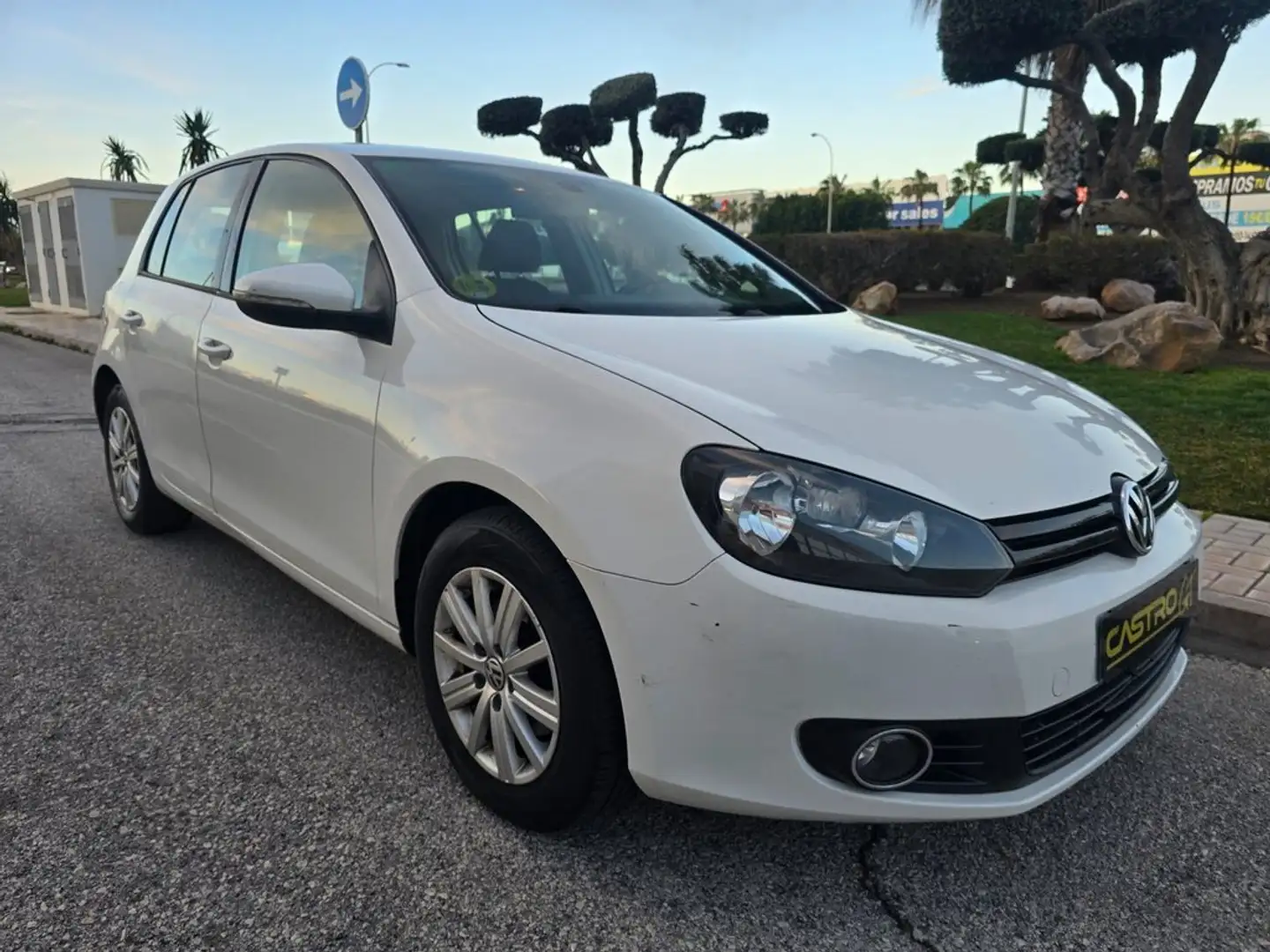 Volkswagen Golf 1.6 TDI 105 Advance BlueMotion Tech Blanco - 1
