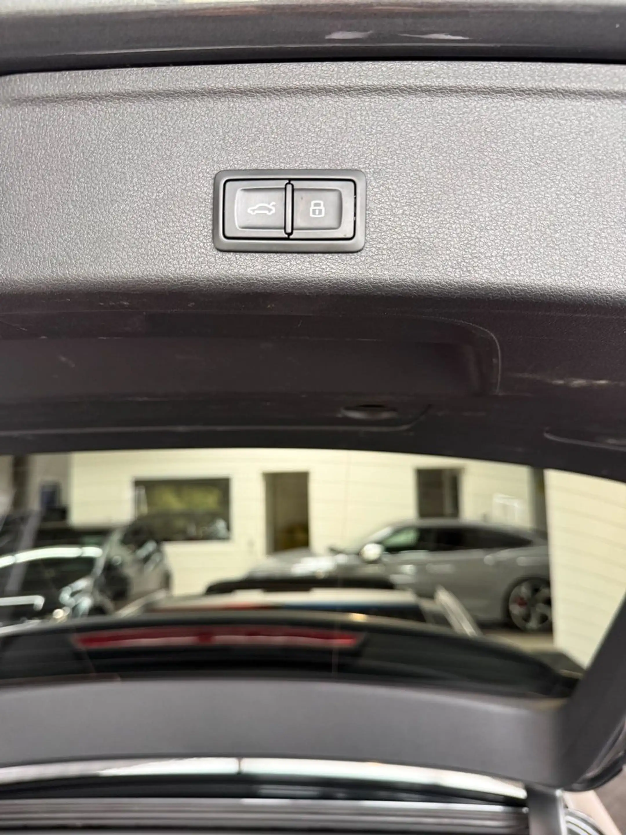 Audi S4 Avant 3.0 TFSI*Quattro*AHK*STANDHEIZUNG*PANO* — photo 11