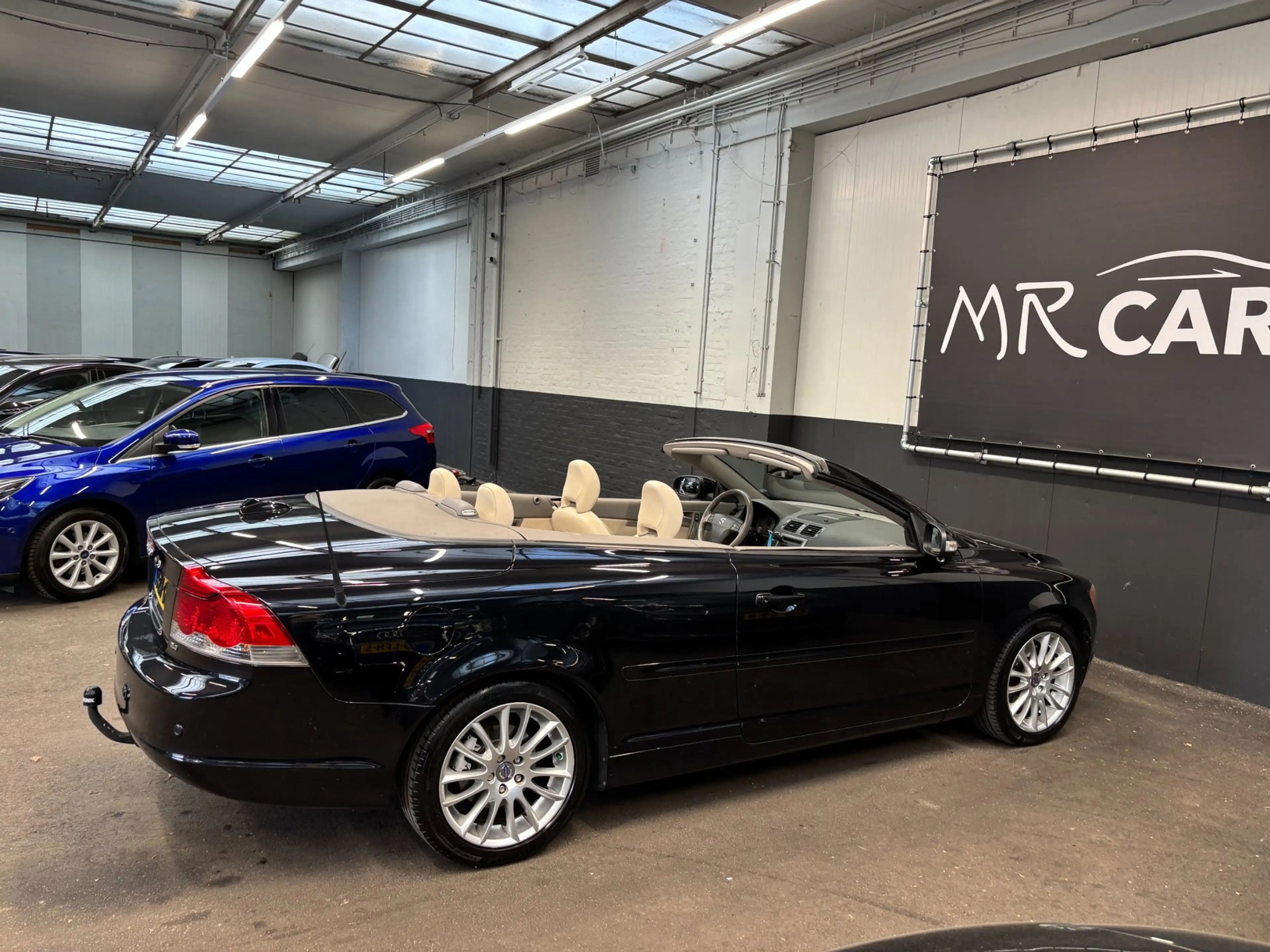 Volvo C70 Convertible 2.4i Summum Leder/Navi/Stoelverwarming — photo 6