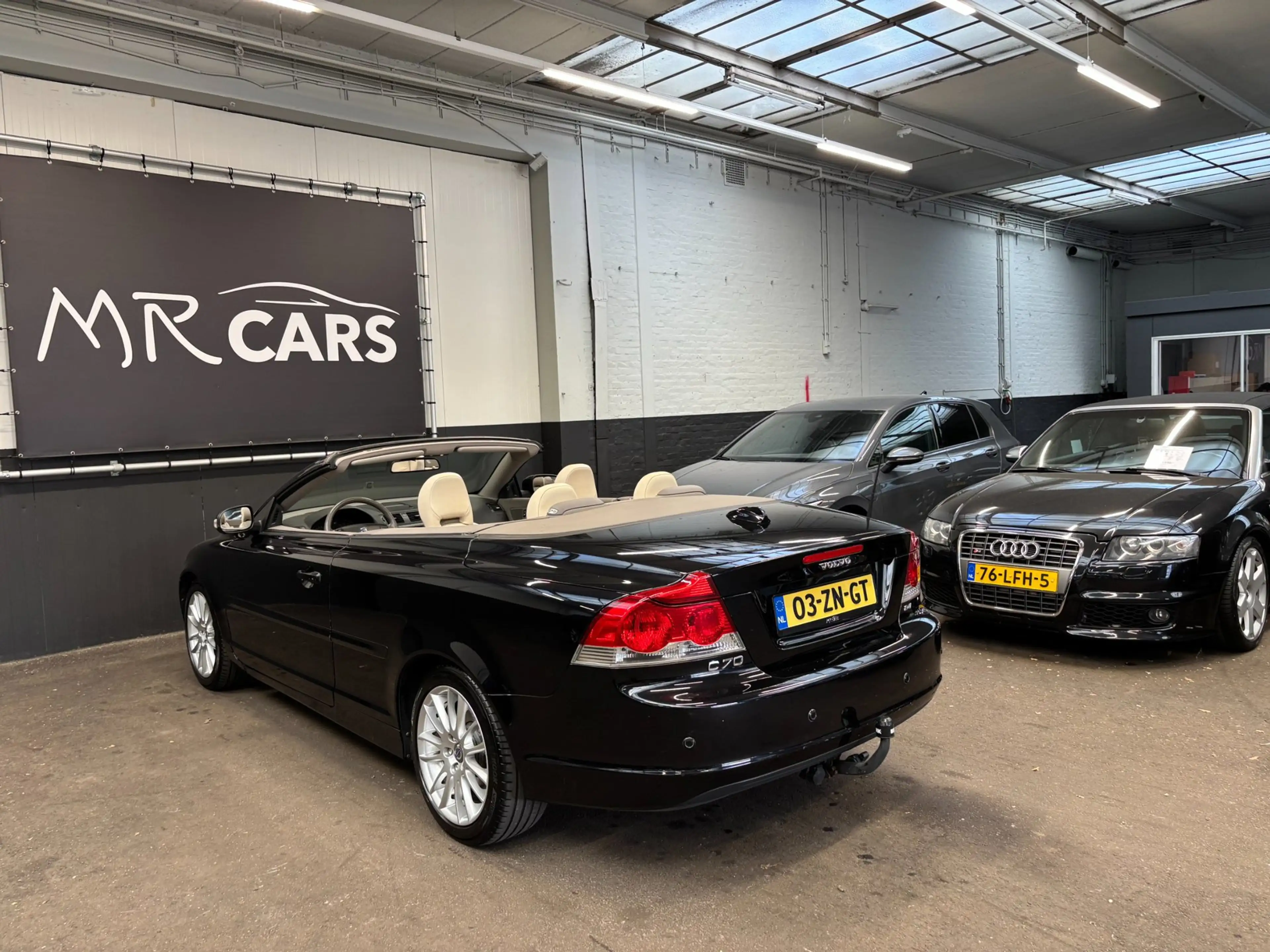 Volvo C70 Convertible 2.4i Summum Leder/Navi/Stoelverwarming — photo 10