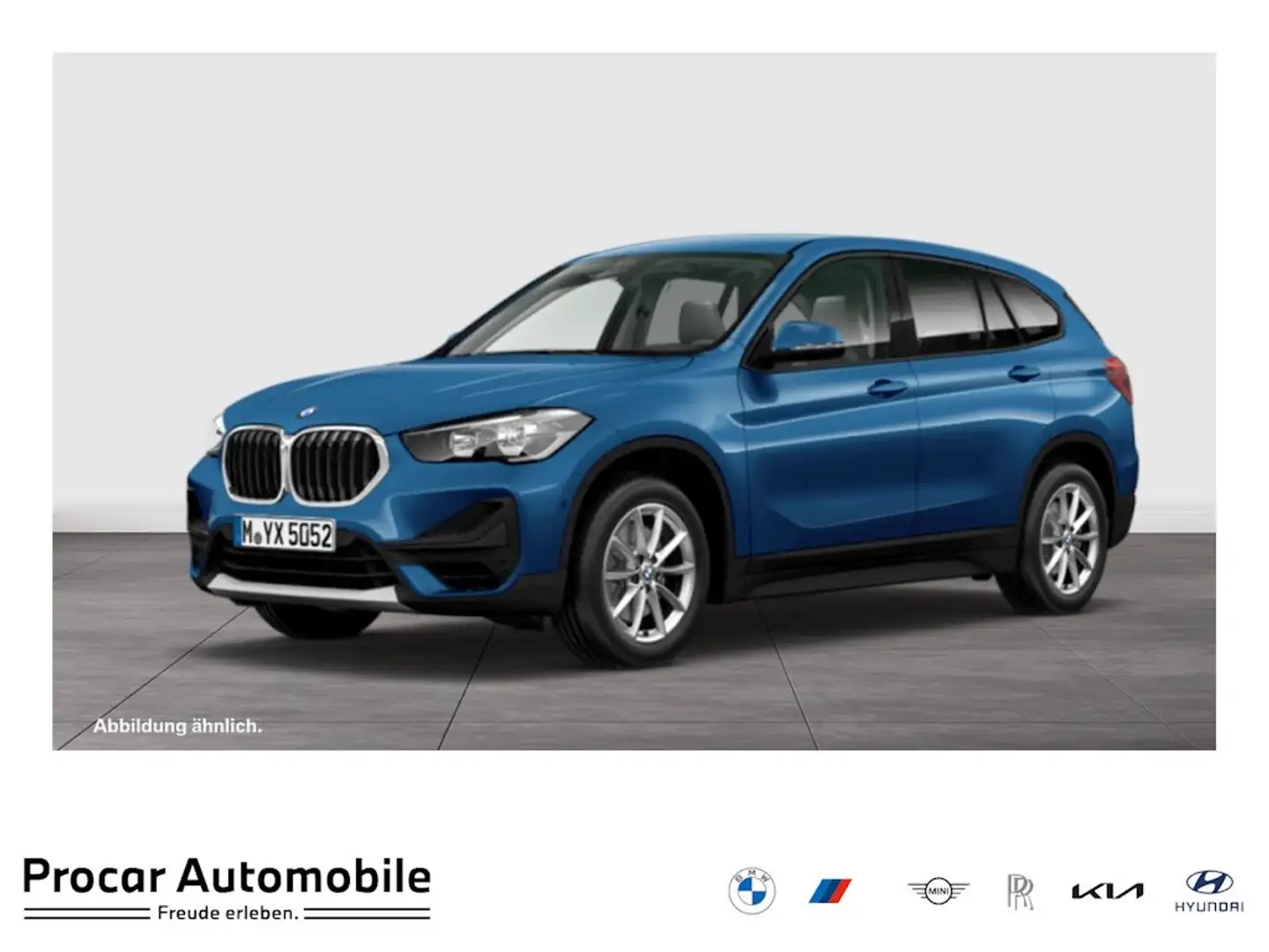 BMW X1 sDrive18i RFK NAVI PDC V+H DAB Parkass. LM Blauw - 1